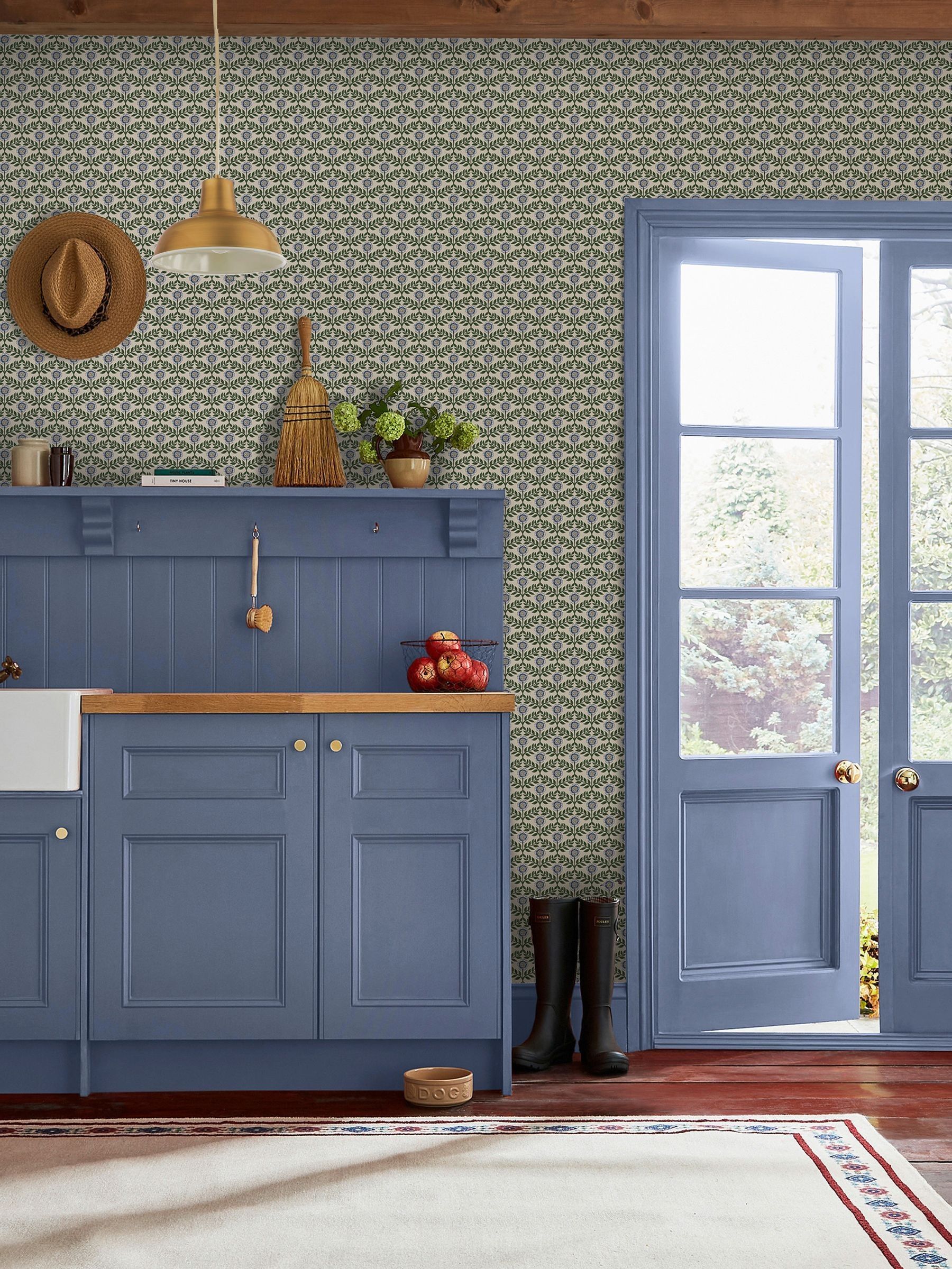 Green Blue Stately Floral 10M Wallpaper - Image 5 of 5