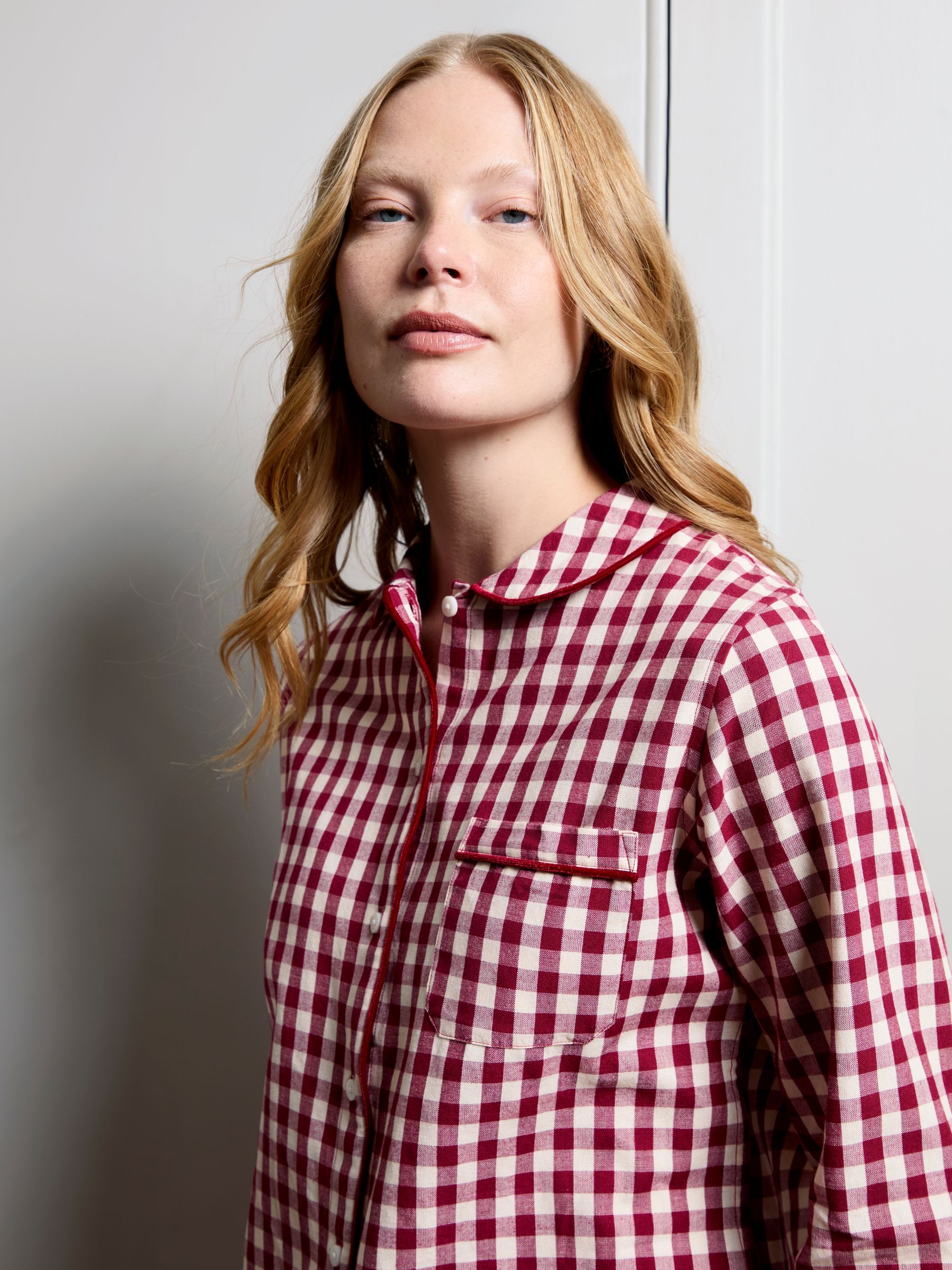 Red Gingham Women's Christmas Pyjamas - Image 4 of 4