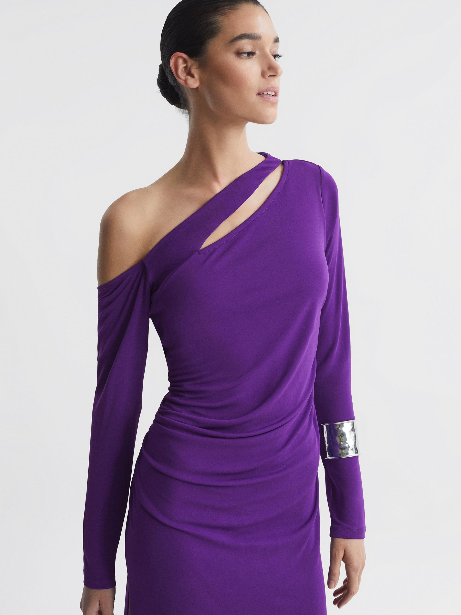 Off-The-Shoulder Cut-Out Maxi Dress in Purple - Image 3 of 4