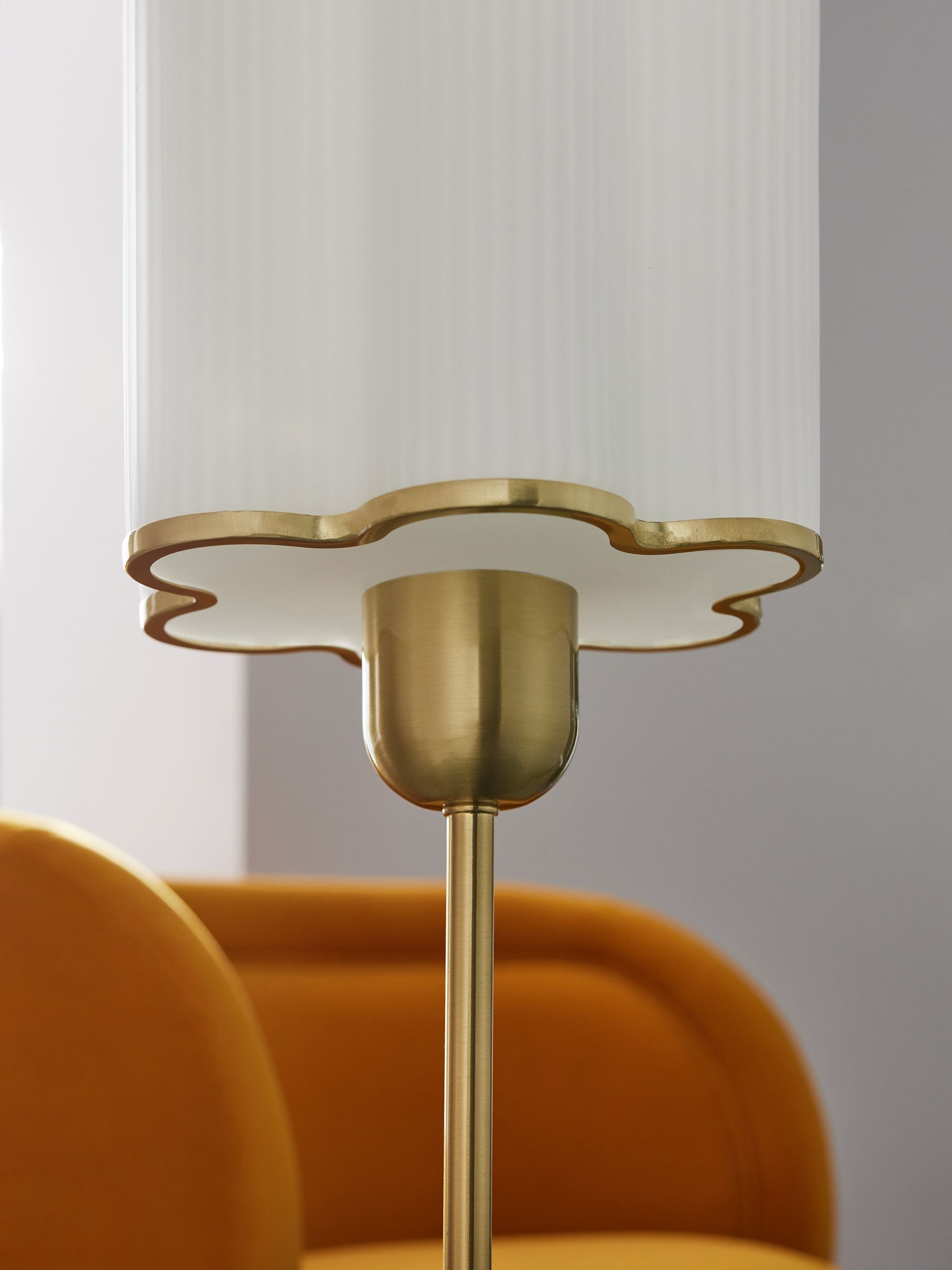 Stella Table Lamp in Brass - Image 2 of 4 Stella Table Lamp in Brass - Image 2 of 4