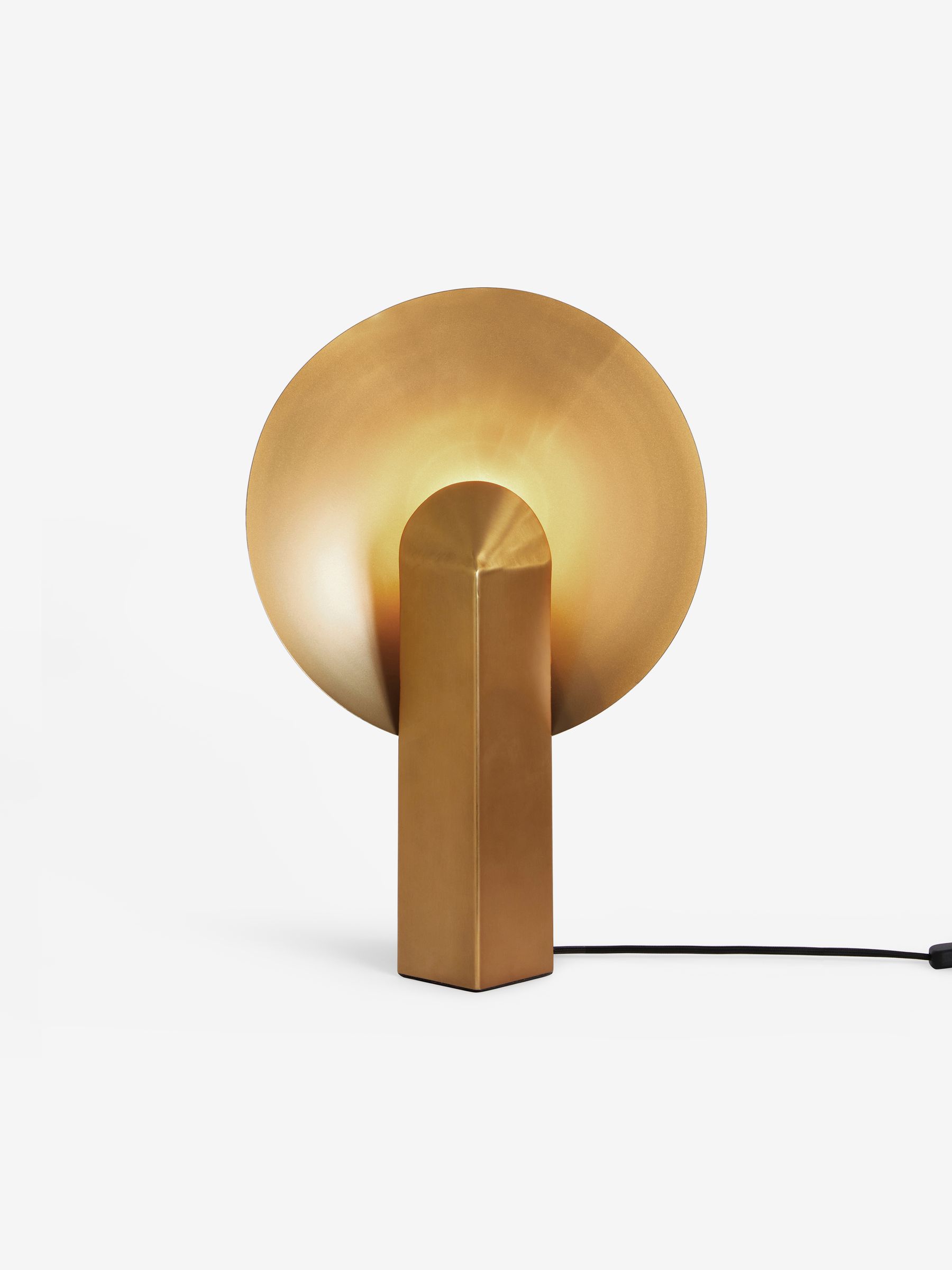 Axel Table Lamp in Brass - Image 3 of 3