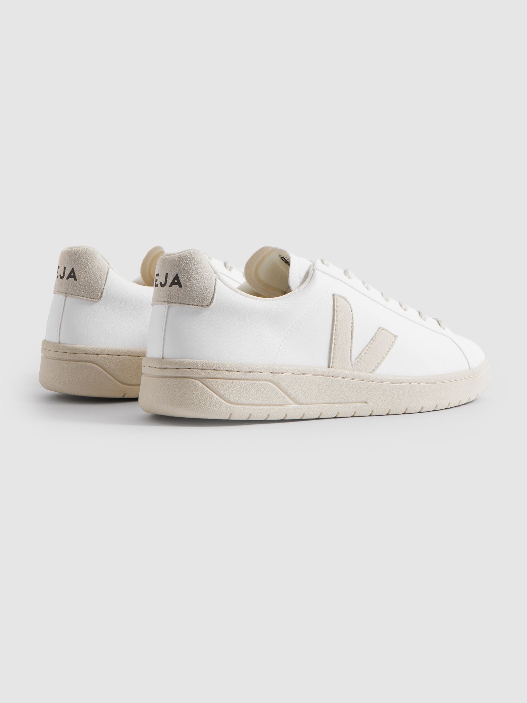 Veja Vegan Leather Trainers in White/Natural - Image 4 of 5