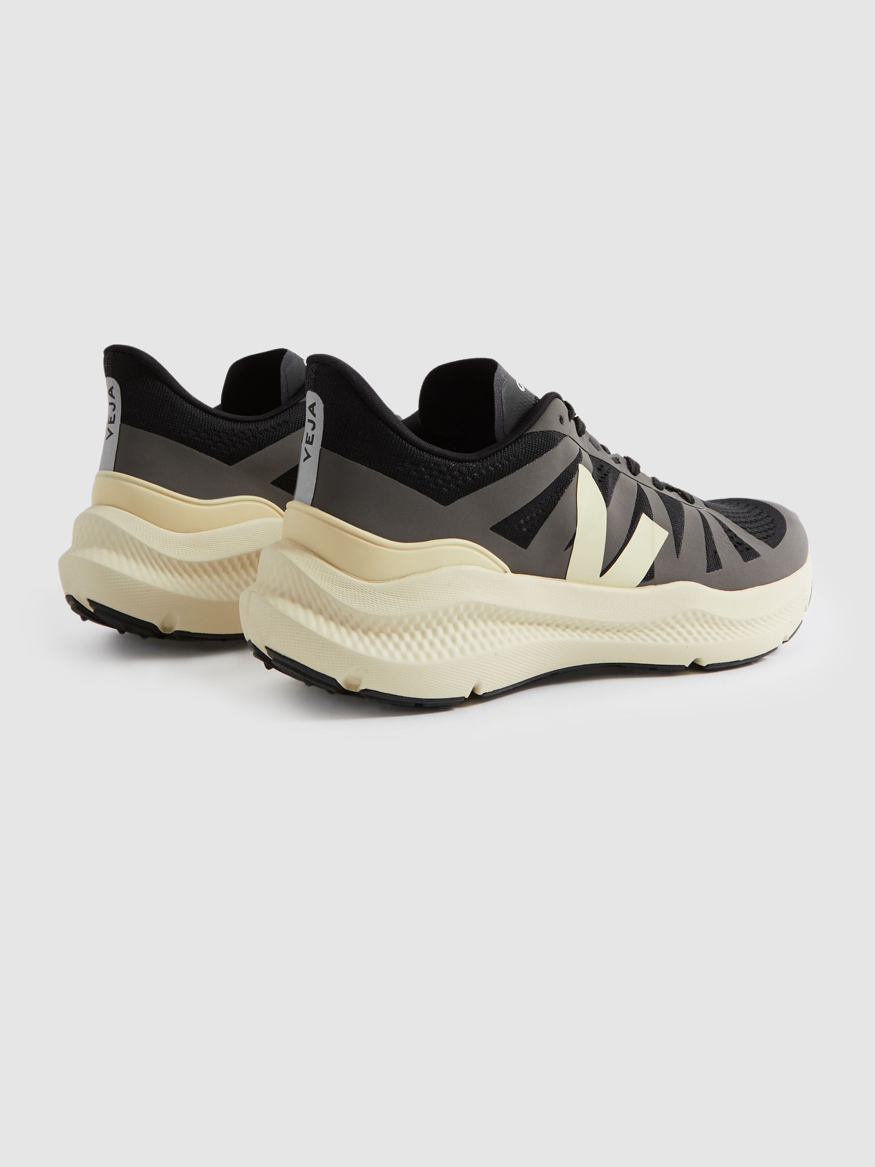 Veja Mesh Running Trainers in Black/Grey - Image 3 of 4