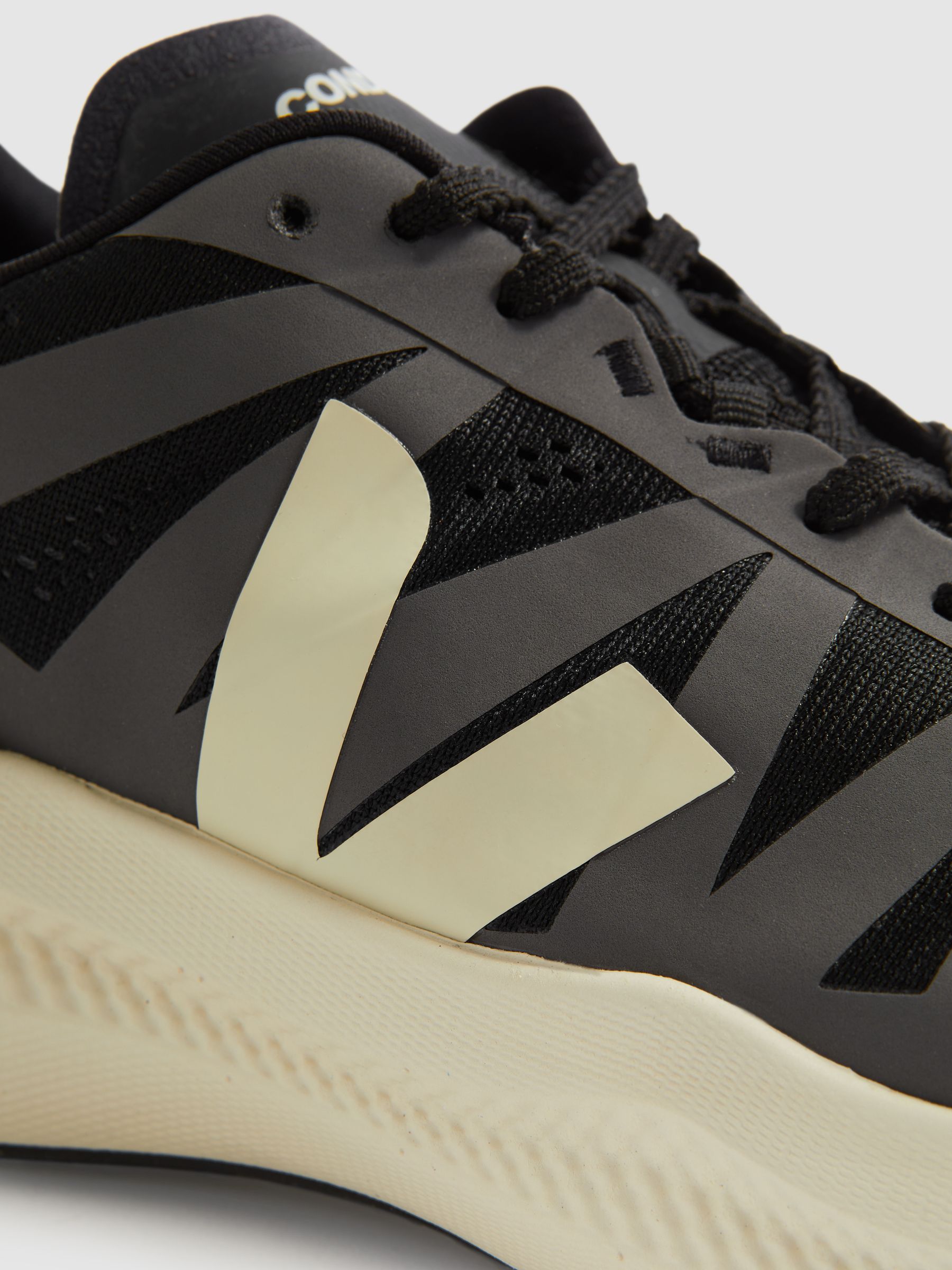Veja Mesh Running Trainers in Black/Grey - Image 4 of 4