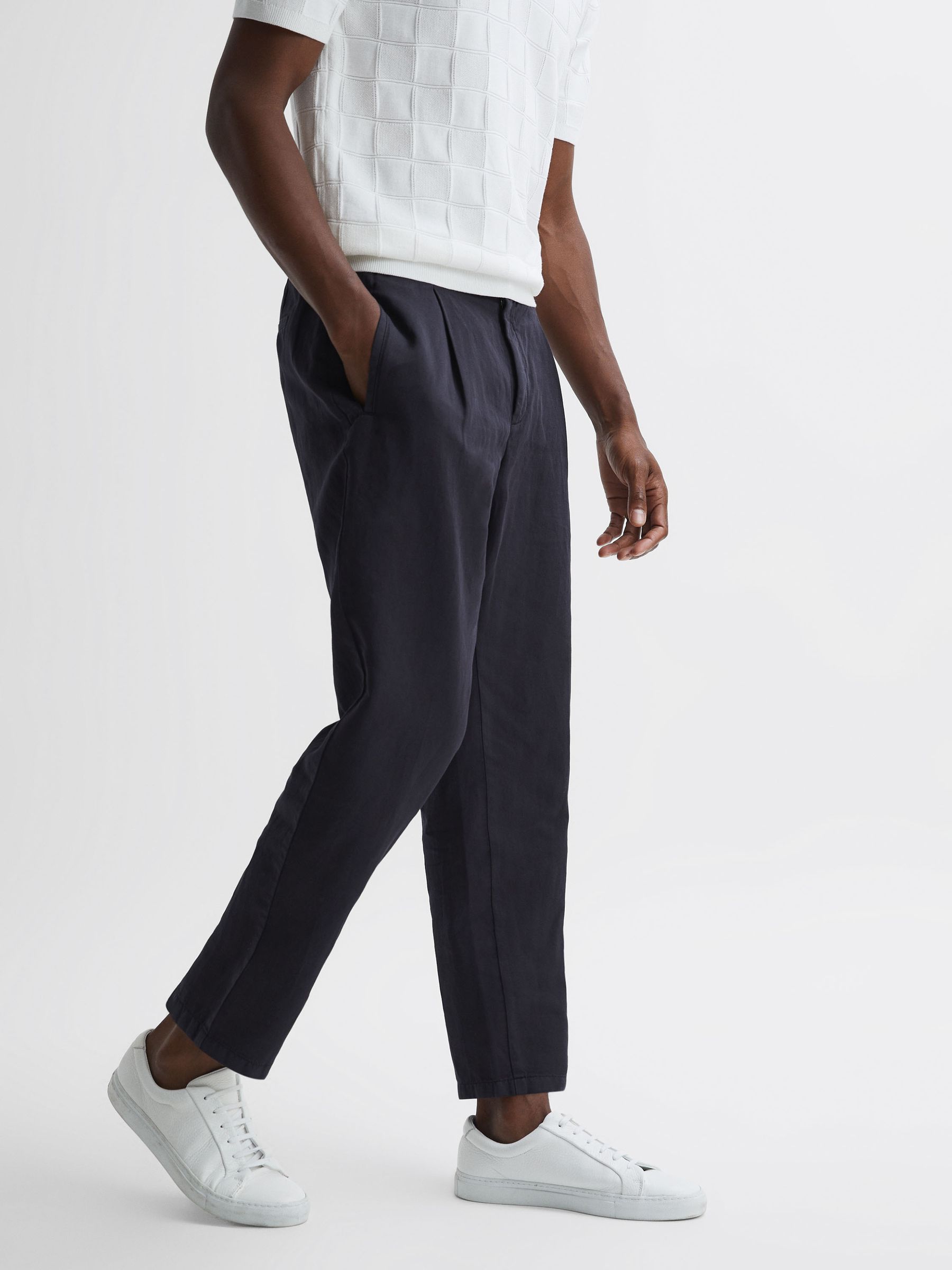 Slim Fit Cotton-Linen Trousers in Navy - Image 3 of 4