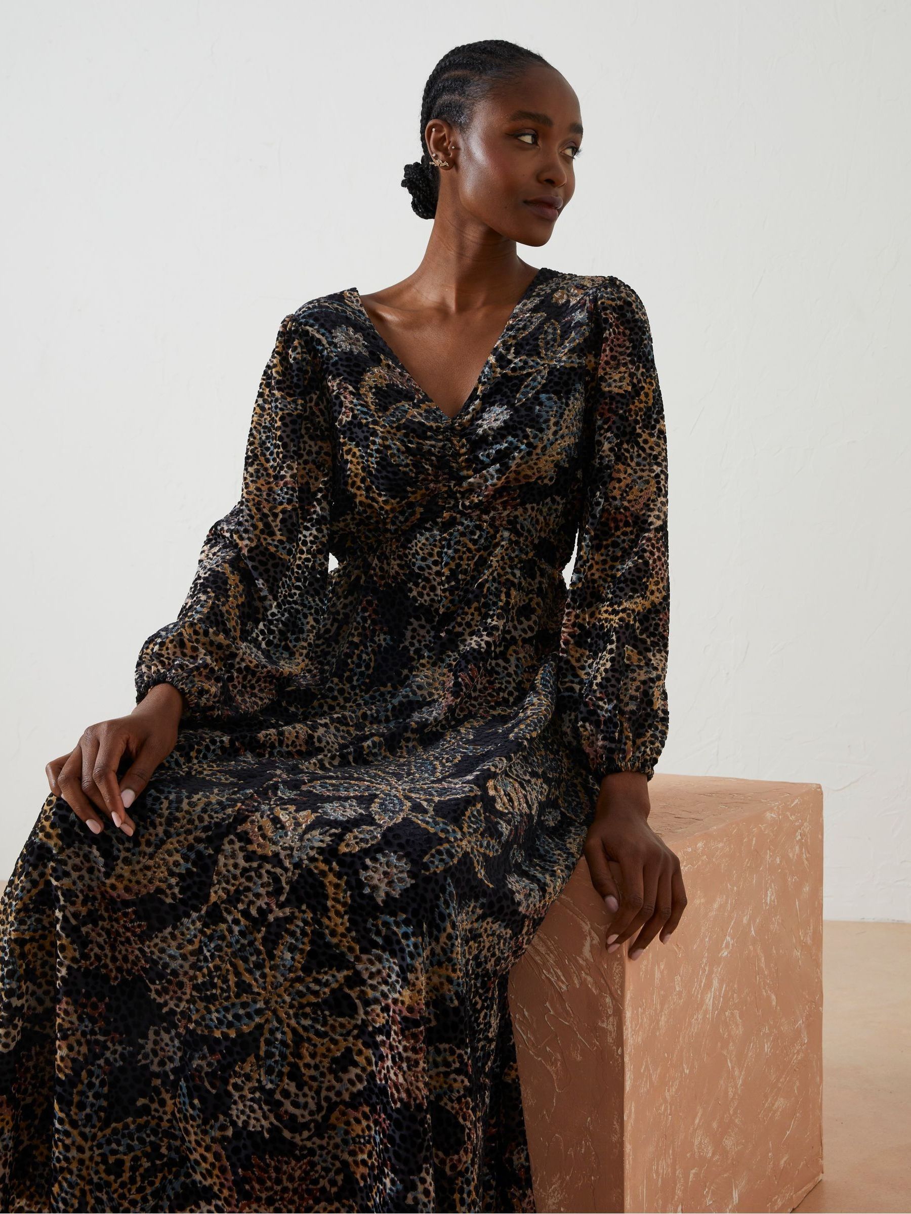 Black Victoria Floral Devore Midi Dress - Image 4 of 7