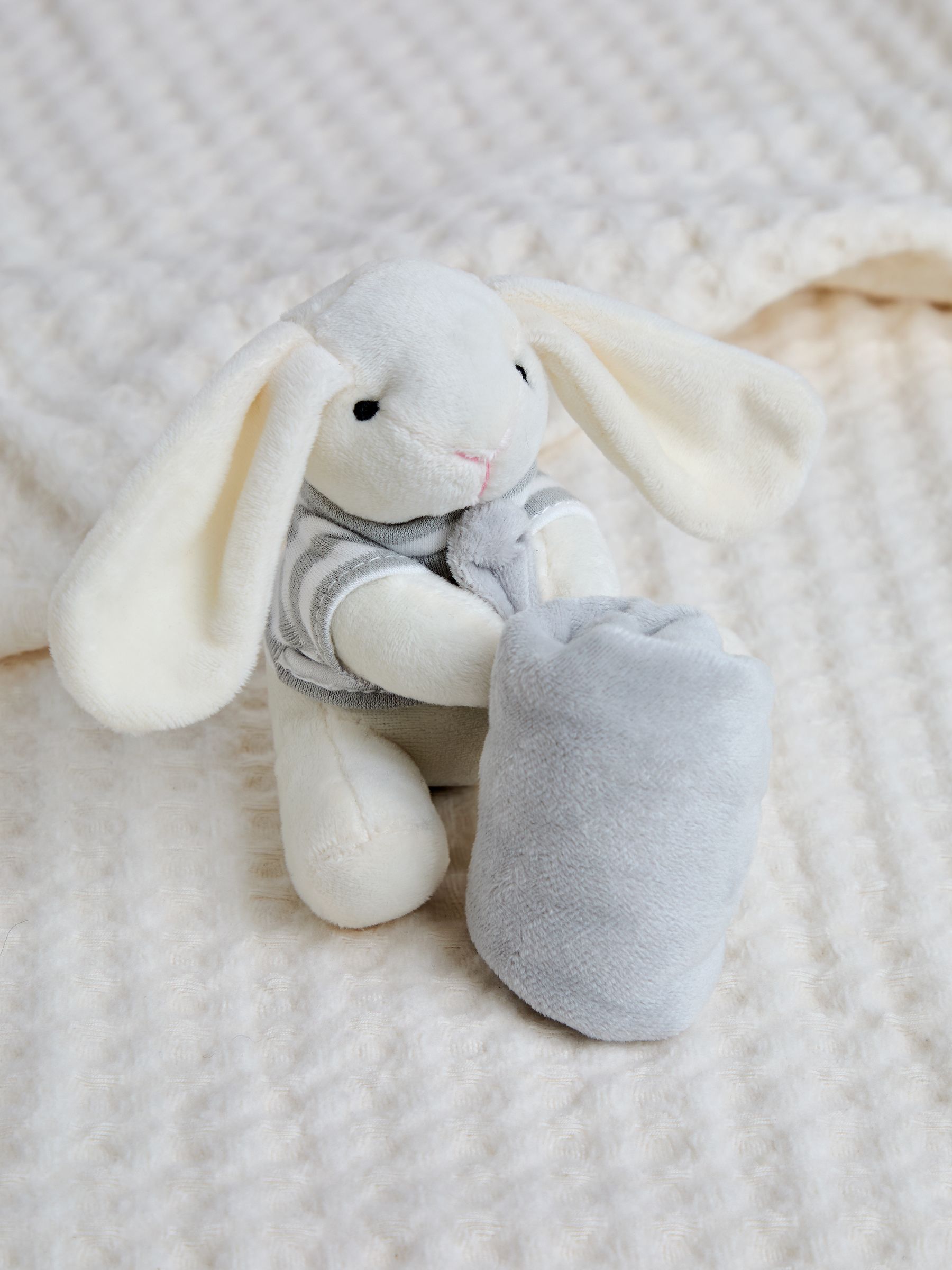 JoJo Bunny Comforter JoJo Maman Bébé