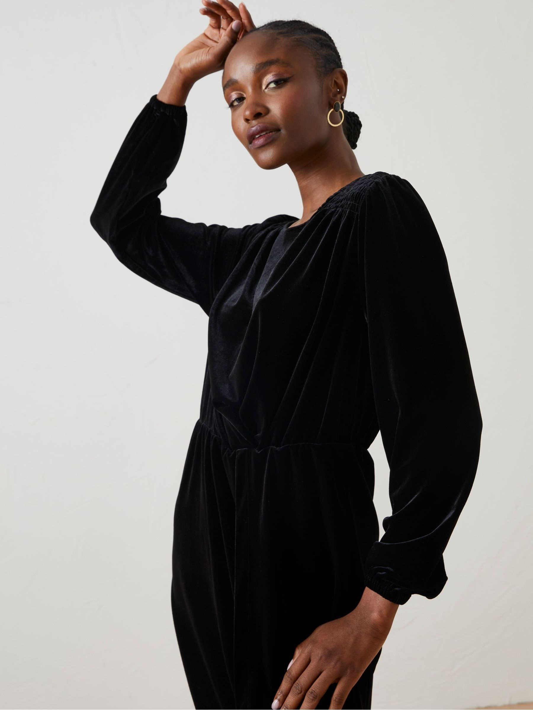 Black Annie Velvet Dress - Image 3 of 6
