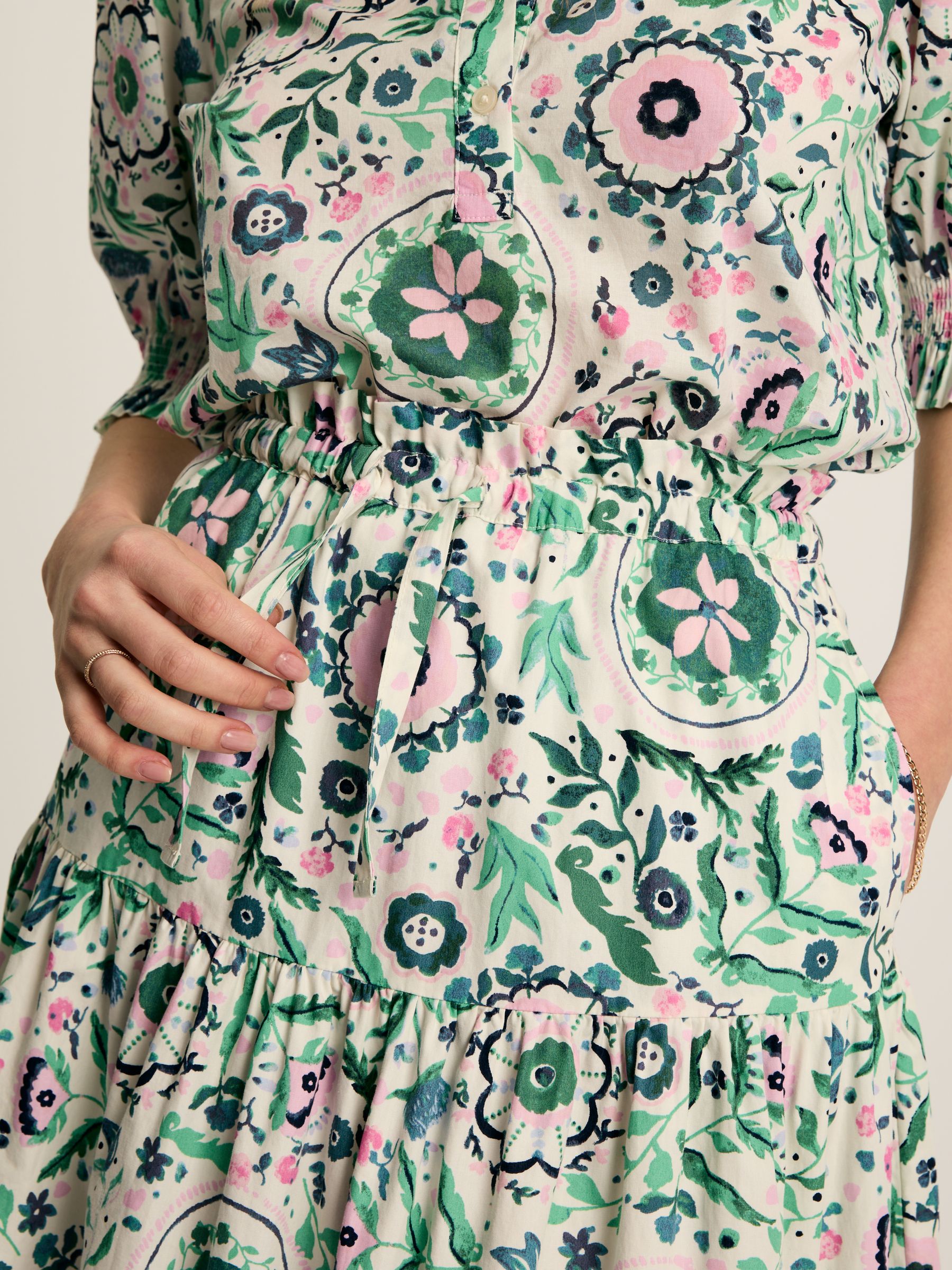 Elle Pink & Green Co-Ord Midi Skirt - Image 6 of 7