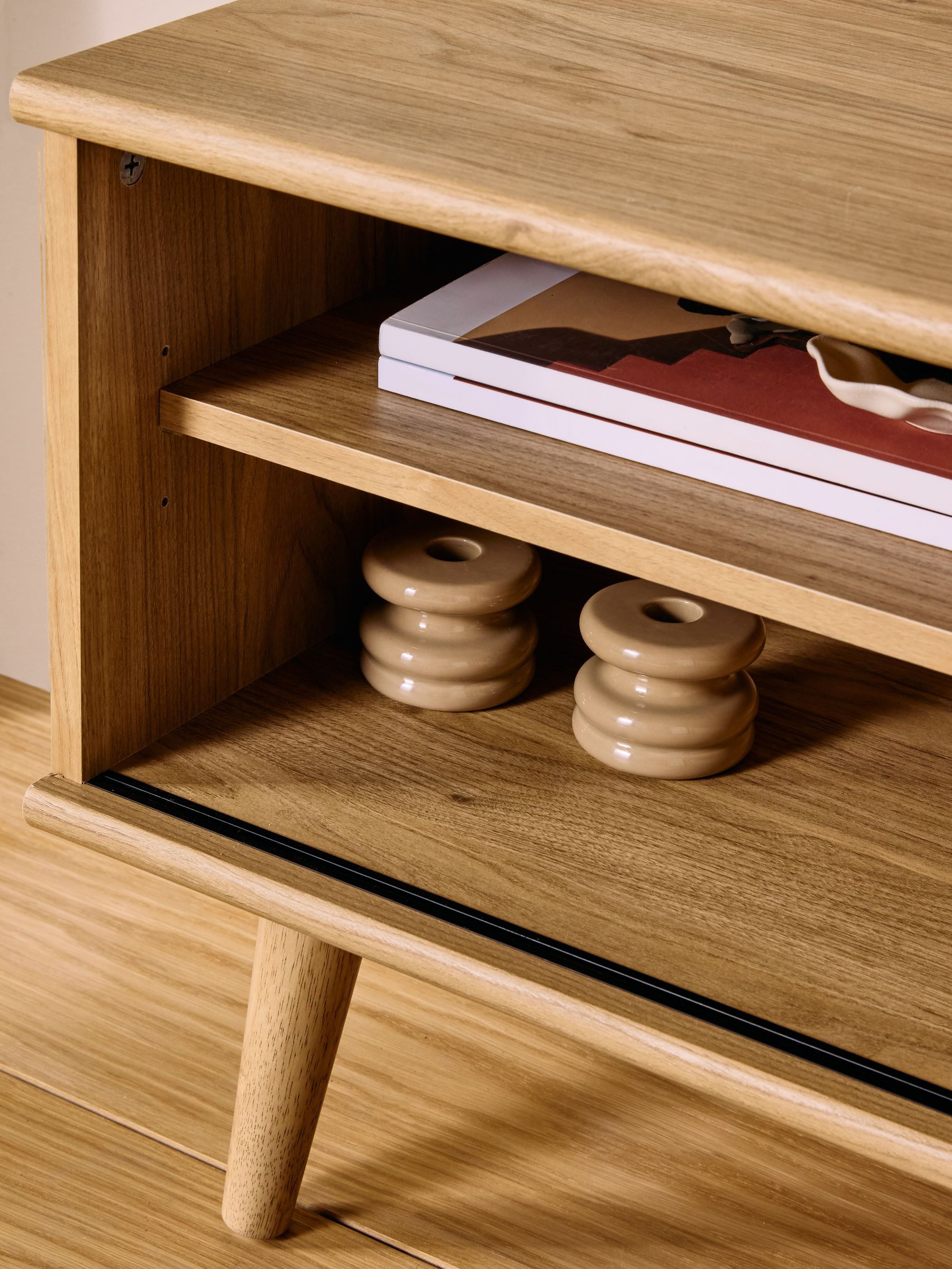 Tulma Regular TV Unit Up to 55 Inch in Oak - Image 4 of 6