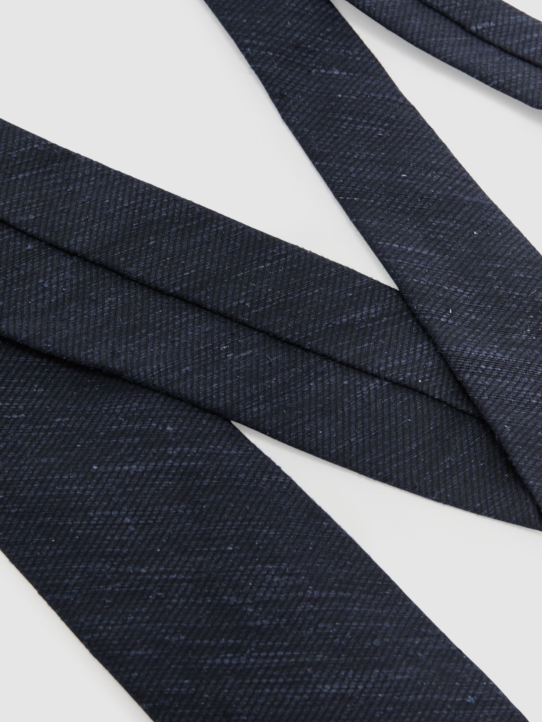 Silk-Blend Slub Textured Tie in Navy - Image 3 of 5
