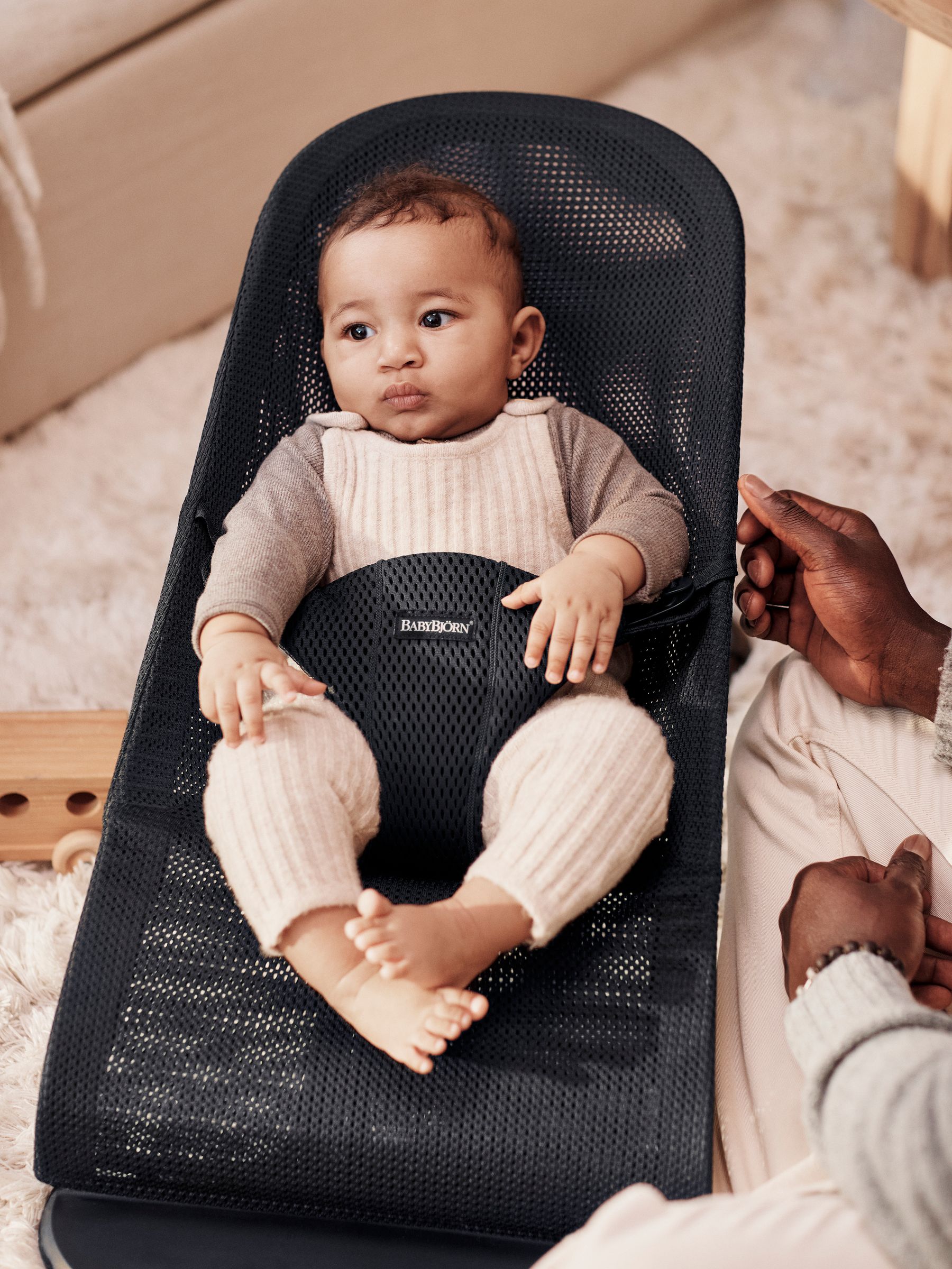 BabyBjörn Black Baby Bouncer Bliss 3D Mesh Black - Image 3 of 4