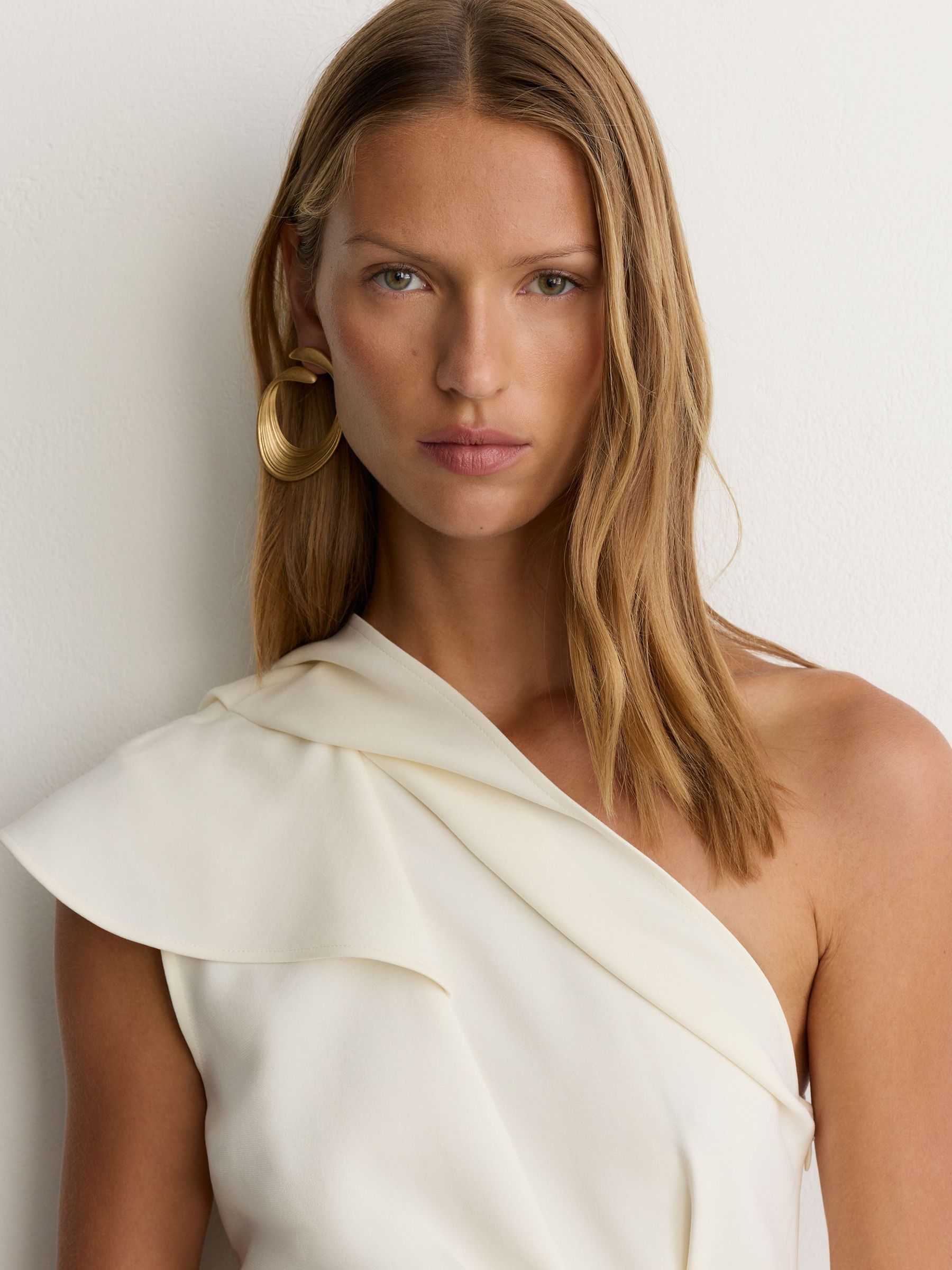 One-Shoulder Structured-Frill Top in Ivory - Image 4 of 8