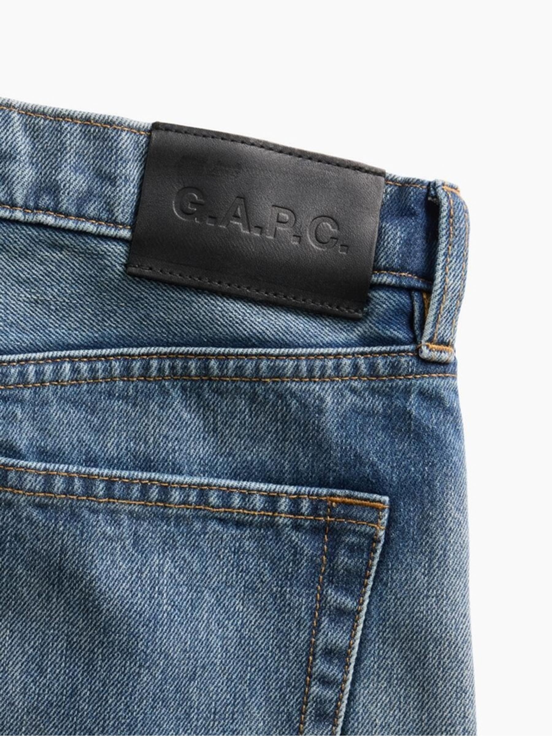 Gap x A.P.C. Mid Wash Low Rise ’90s Loose Jeans - Image 7 of 9