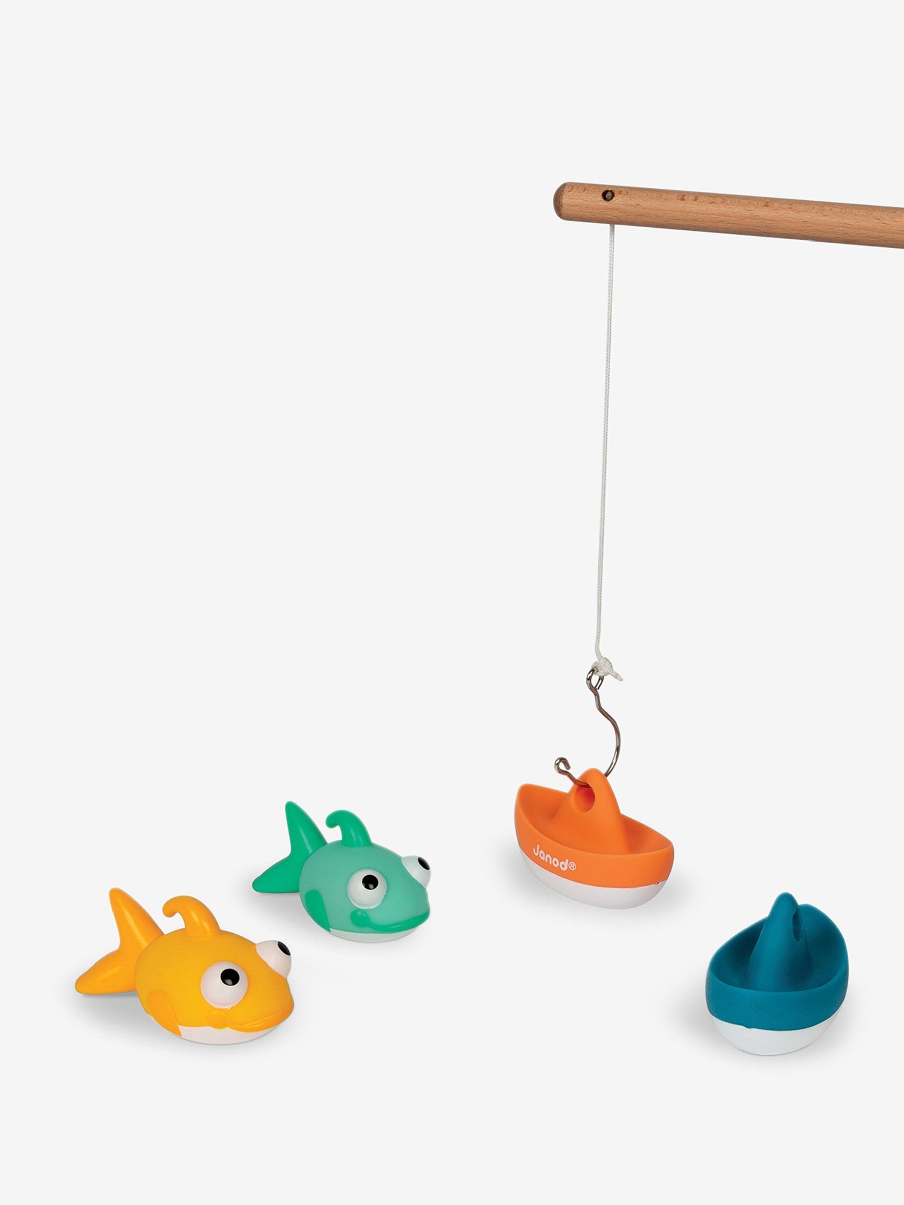 Janod Fish Them All Bath Game - Image 1 of 6