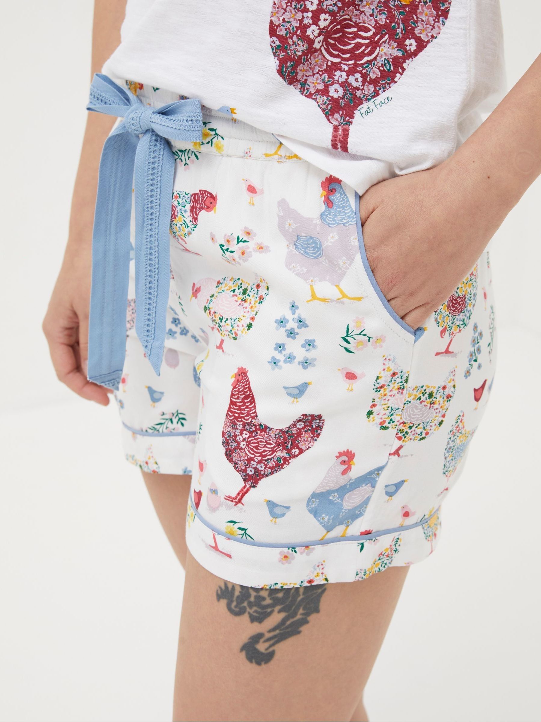 Hetti Multi Hen Shorts - Image 1 of 5