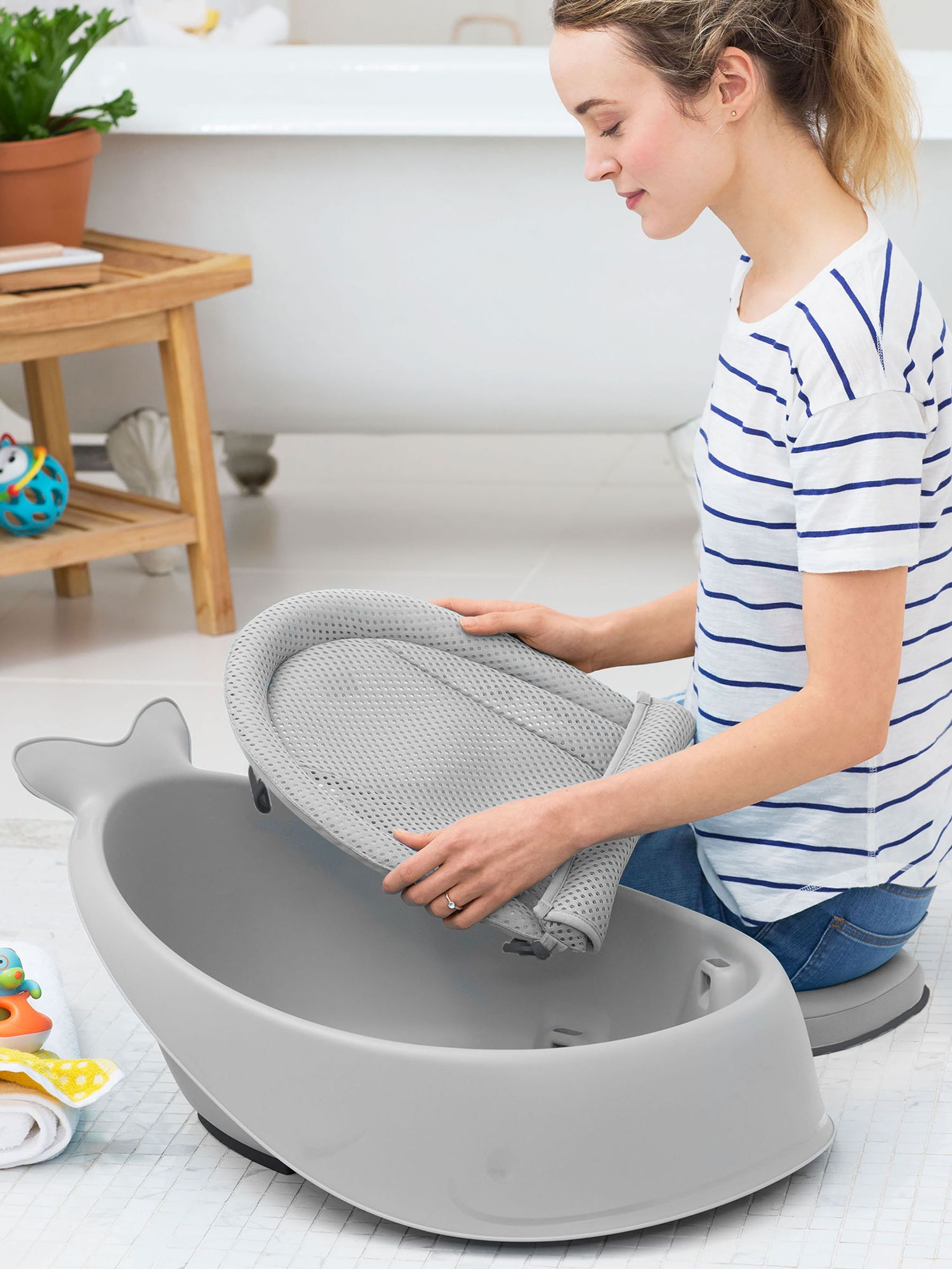 Grey Skip Hop Moby 3 Stage Bath Tub Grey - Image 7 of 12