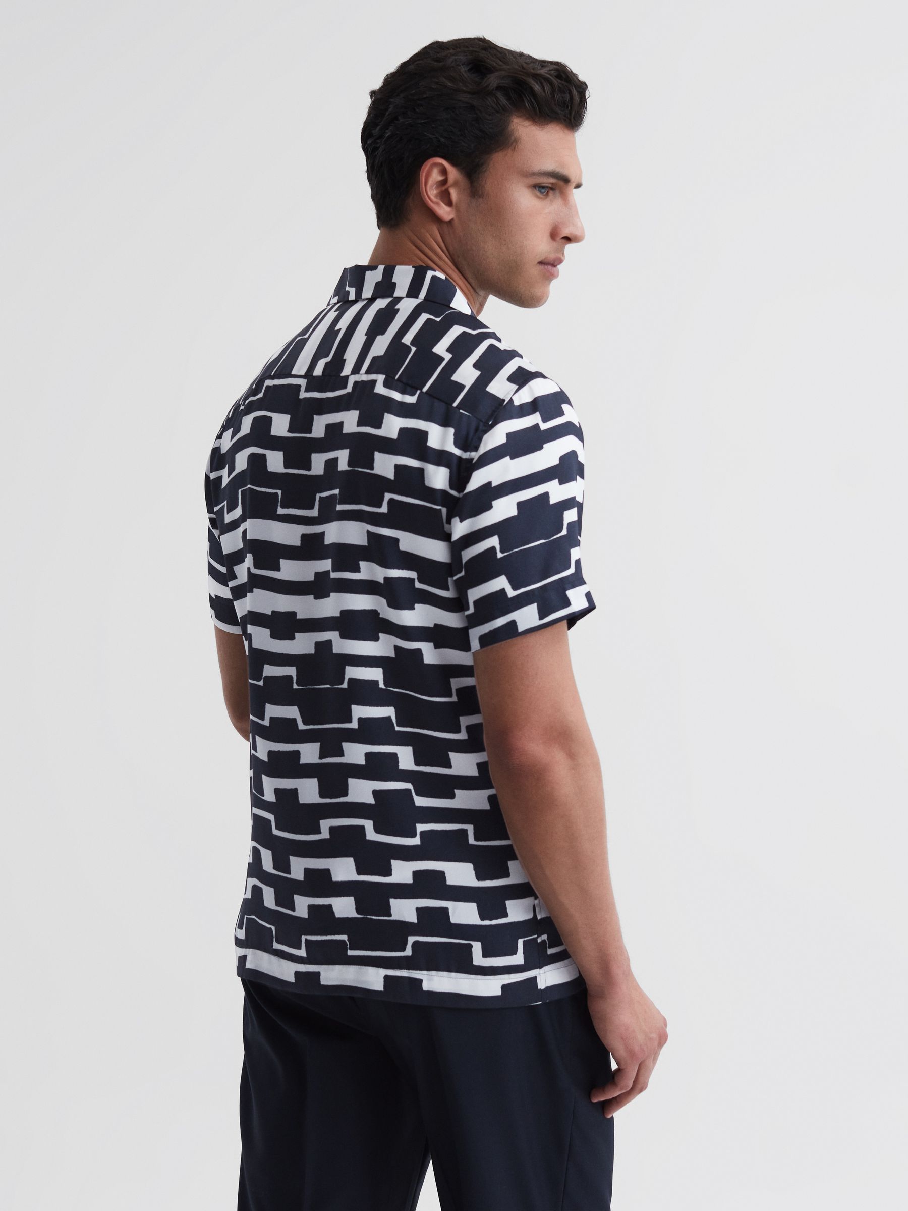 Abstract Printed Cuban Collar Shirt in Navy/White - Image 5 of 6