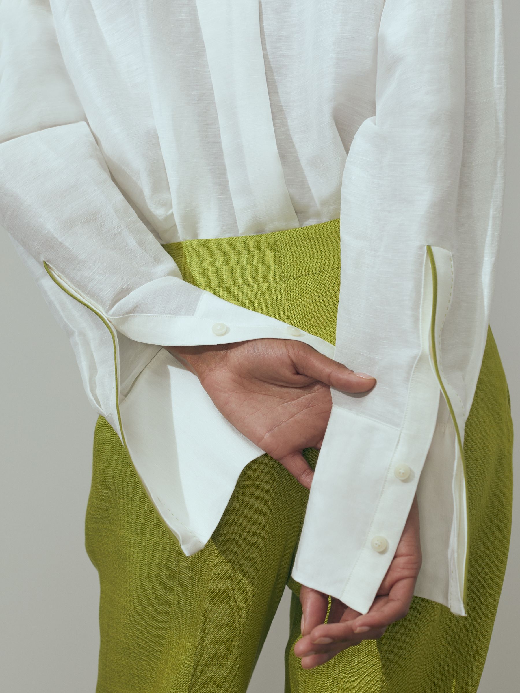 Atelier Linen Silk Contrast Button-Through Shirt in Ivory - Image 4 of 8