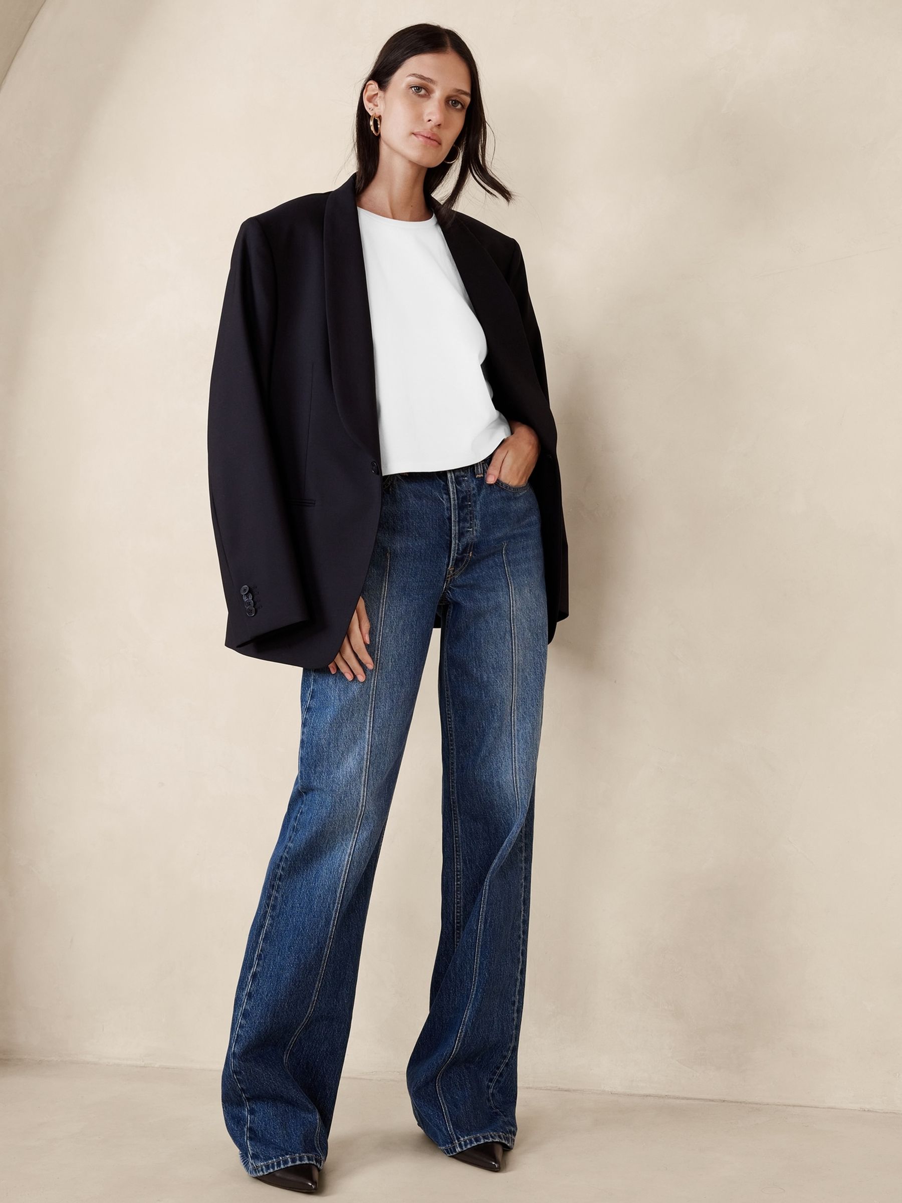 Banana Republic White Heavy Cotton Boxy Crop T-Shirt - Image 3 of 4