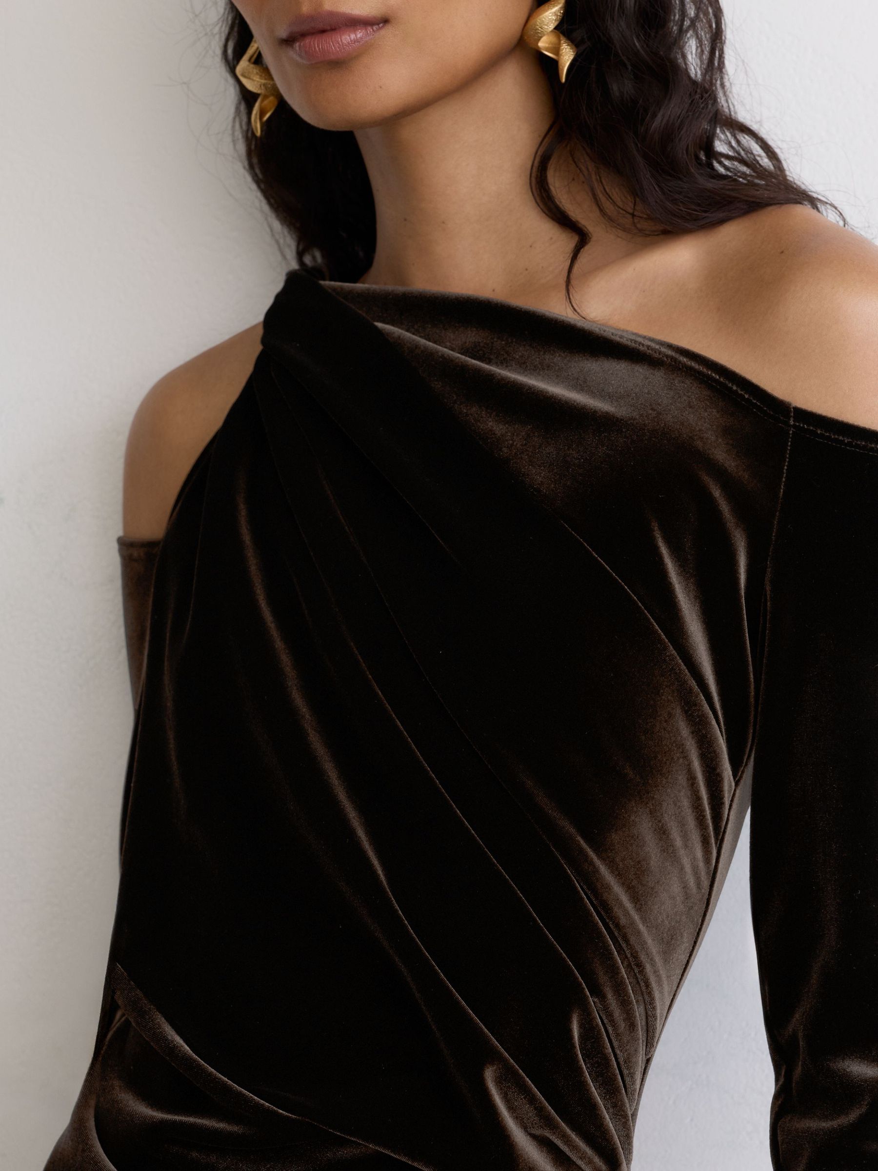 Velvet One-Shoulder Draped Midi Dress in Olive Green - Image 6 of 7