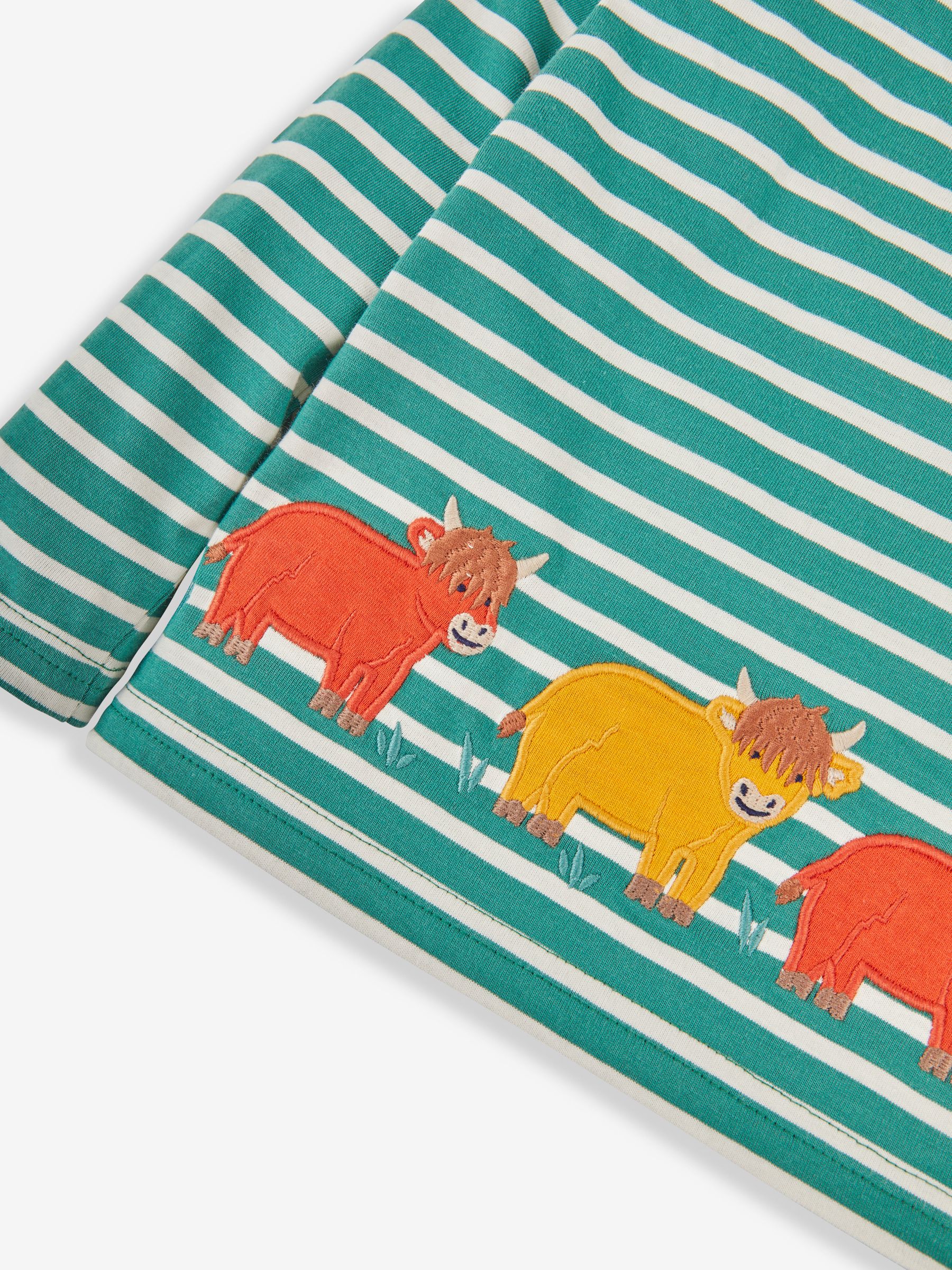 Green Highland Cows Appliqué Top - Image 3 of 3