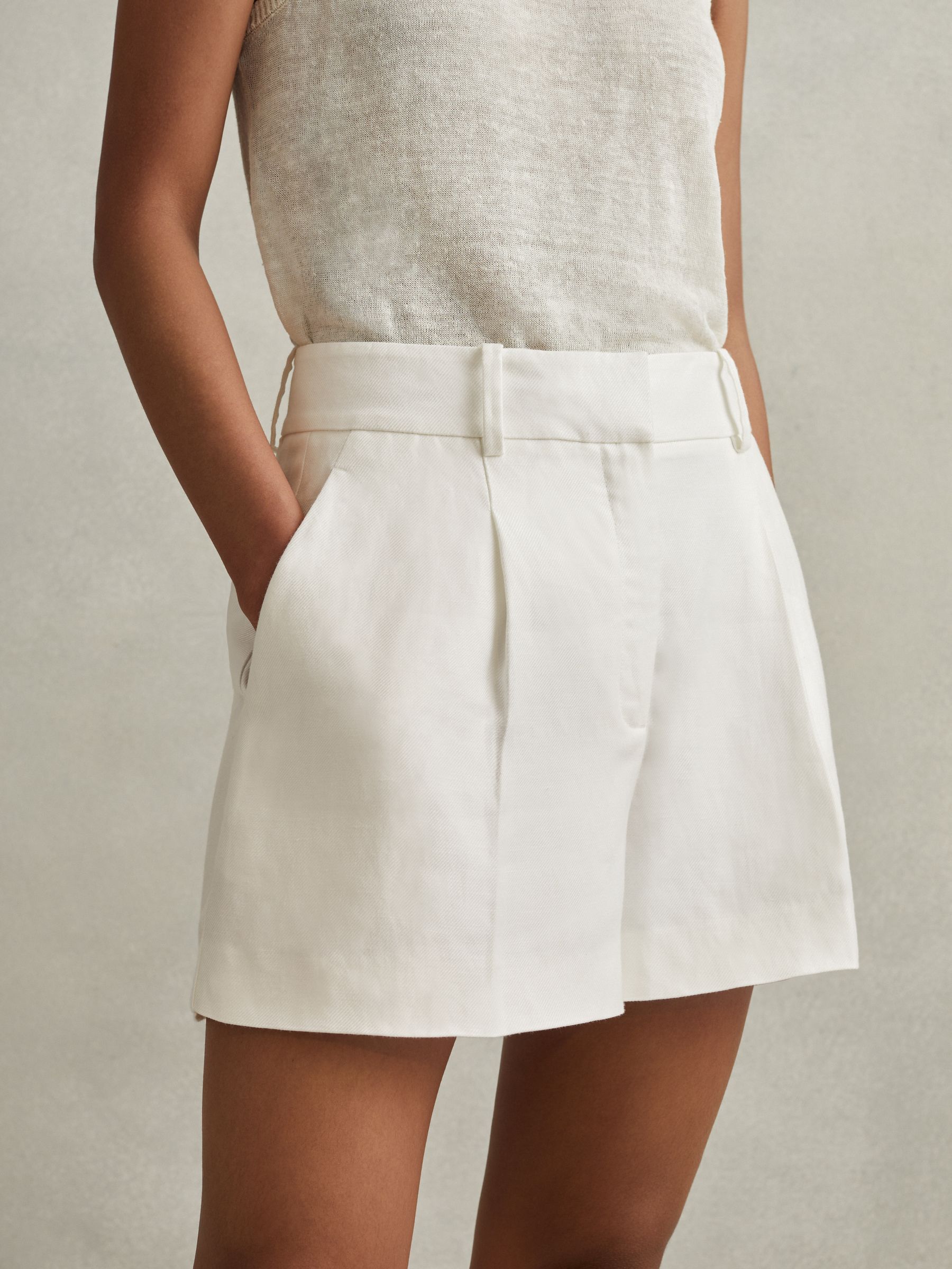 Viscose-Linen Front Pleat Suit Shorts in White - image 3