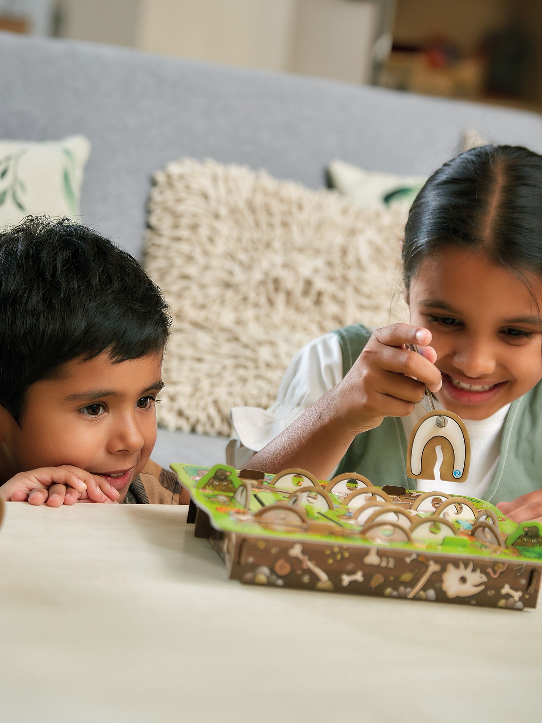 Orchard Toys Dinosaur Dig - Image 5 of 6