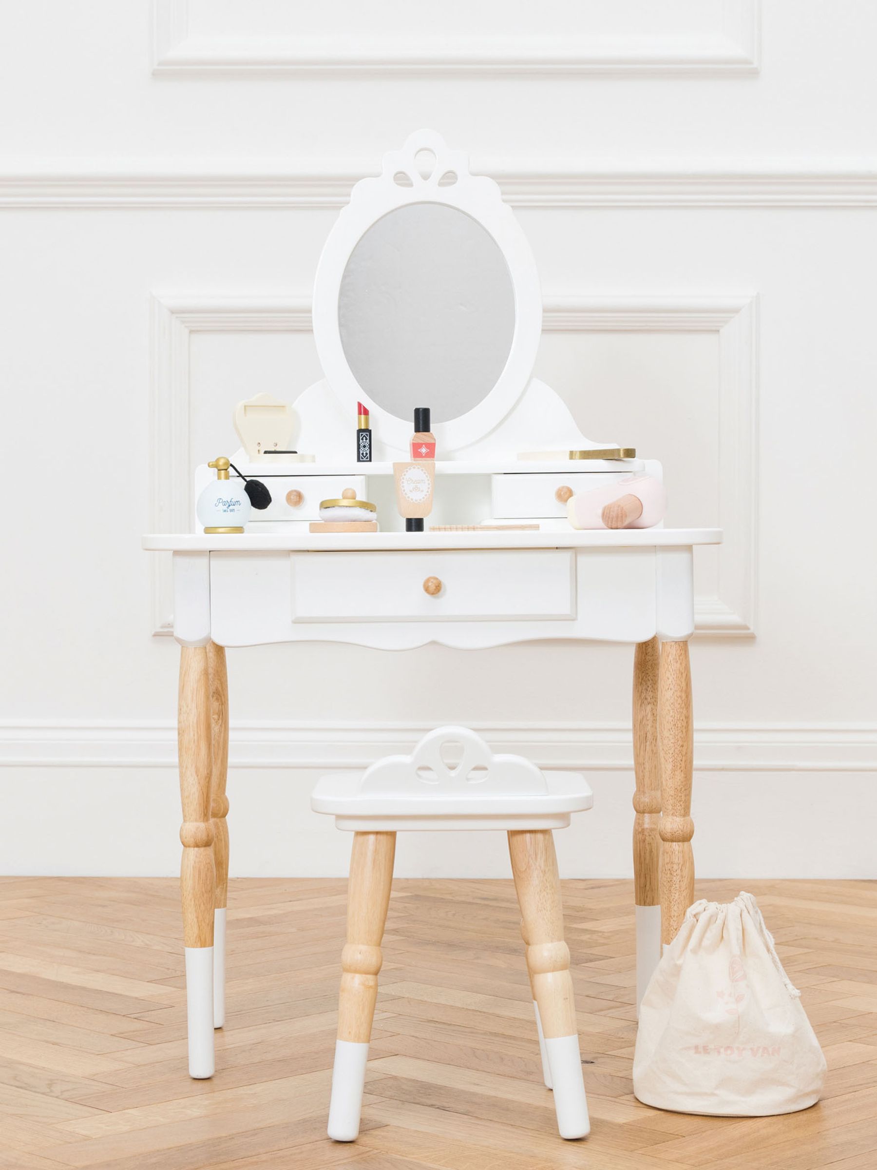 Le Toy Van Vanity Table with Stool - Image 2 of 5