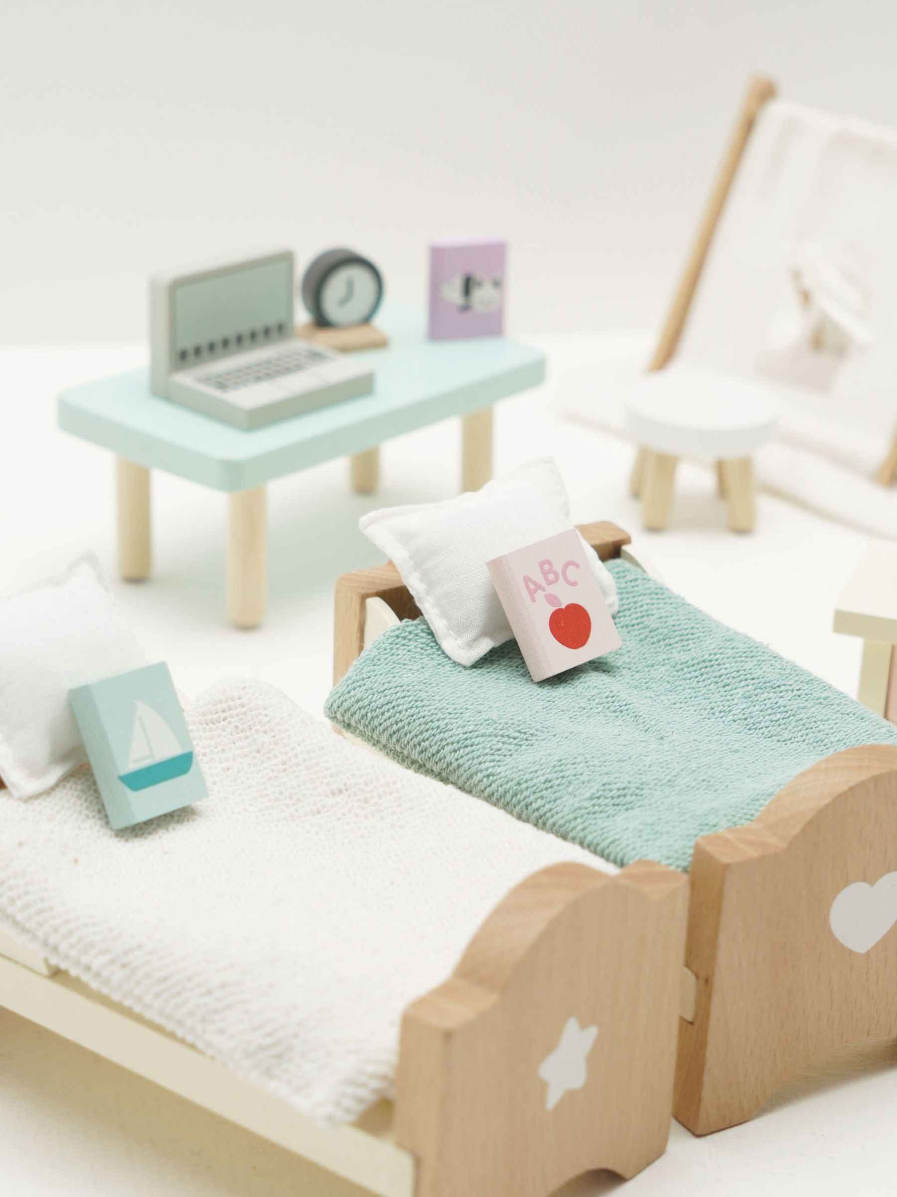 Le Toy Daisylane Children's Bedroom - Image 2 of 6