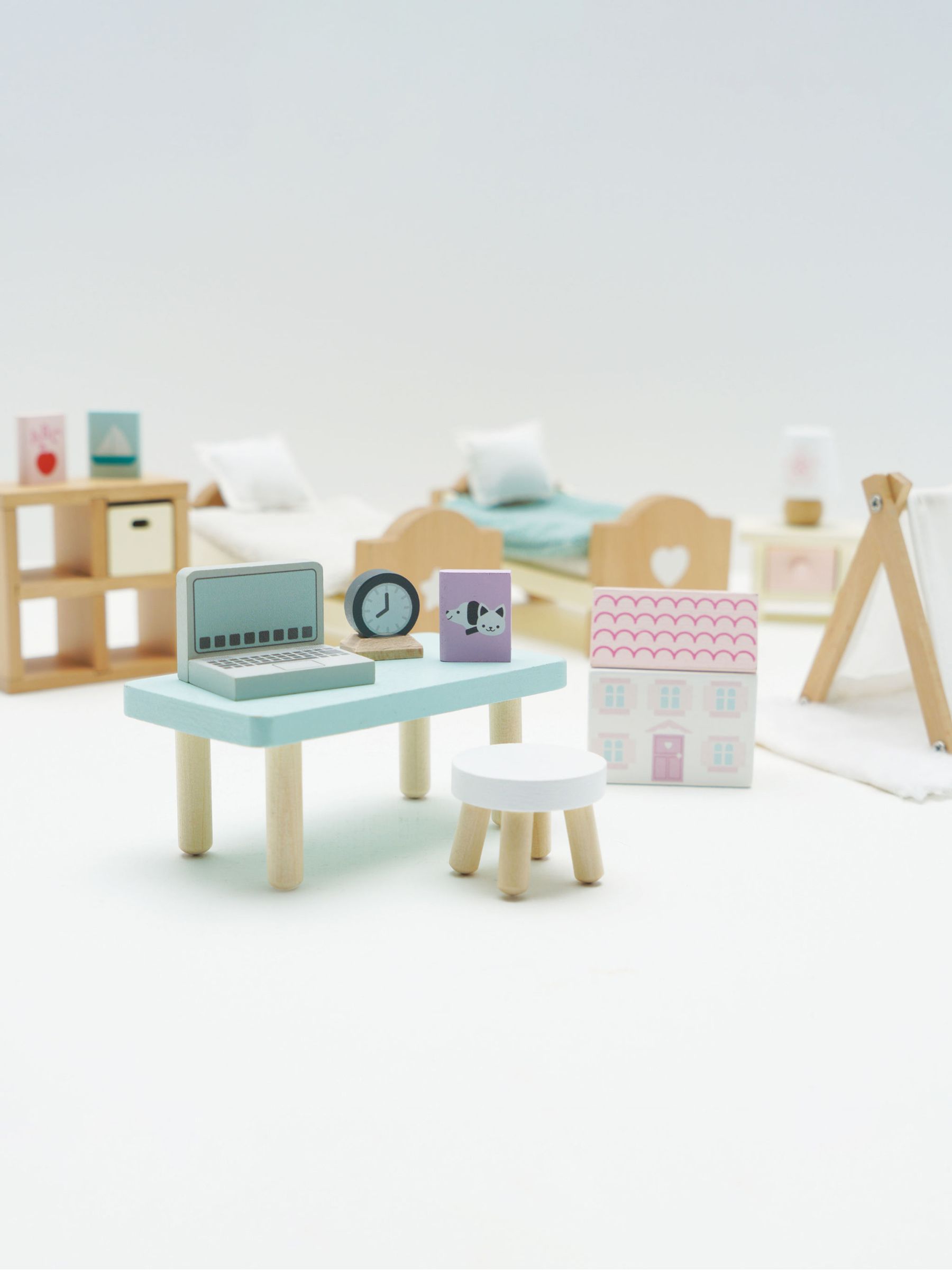 Le Toy Daisylane Children's Bedroom - Image 5 of 6
