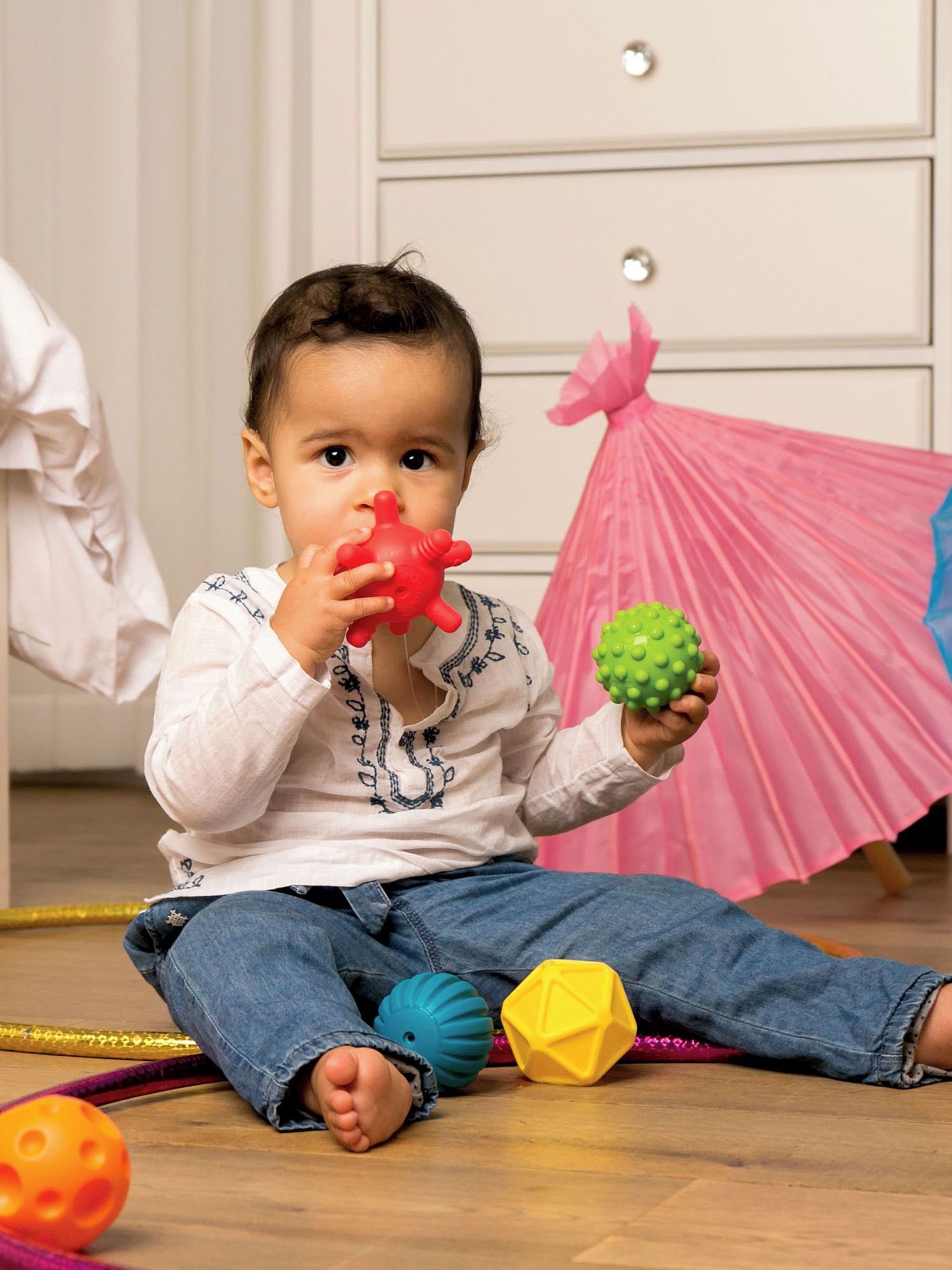 Edushape Baby Sensory Balls - Image 3 of 3