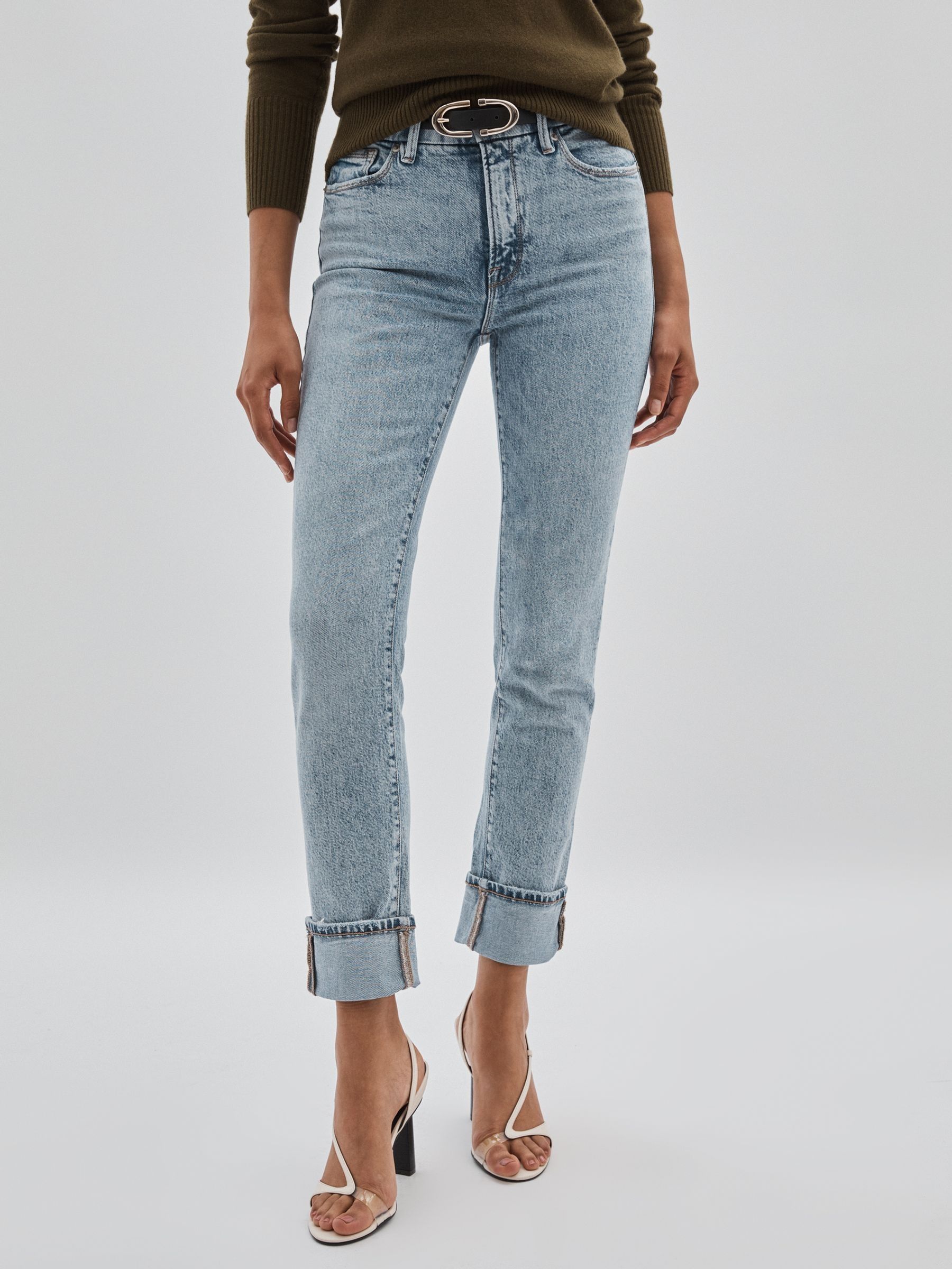 Cropped Denim Jeans in Mid Blue - Image 3 of 6