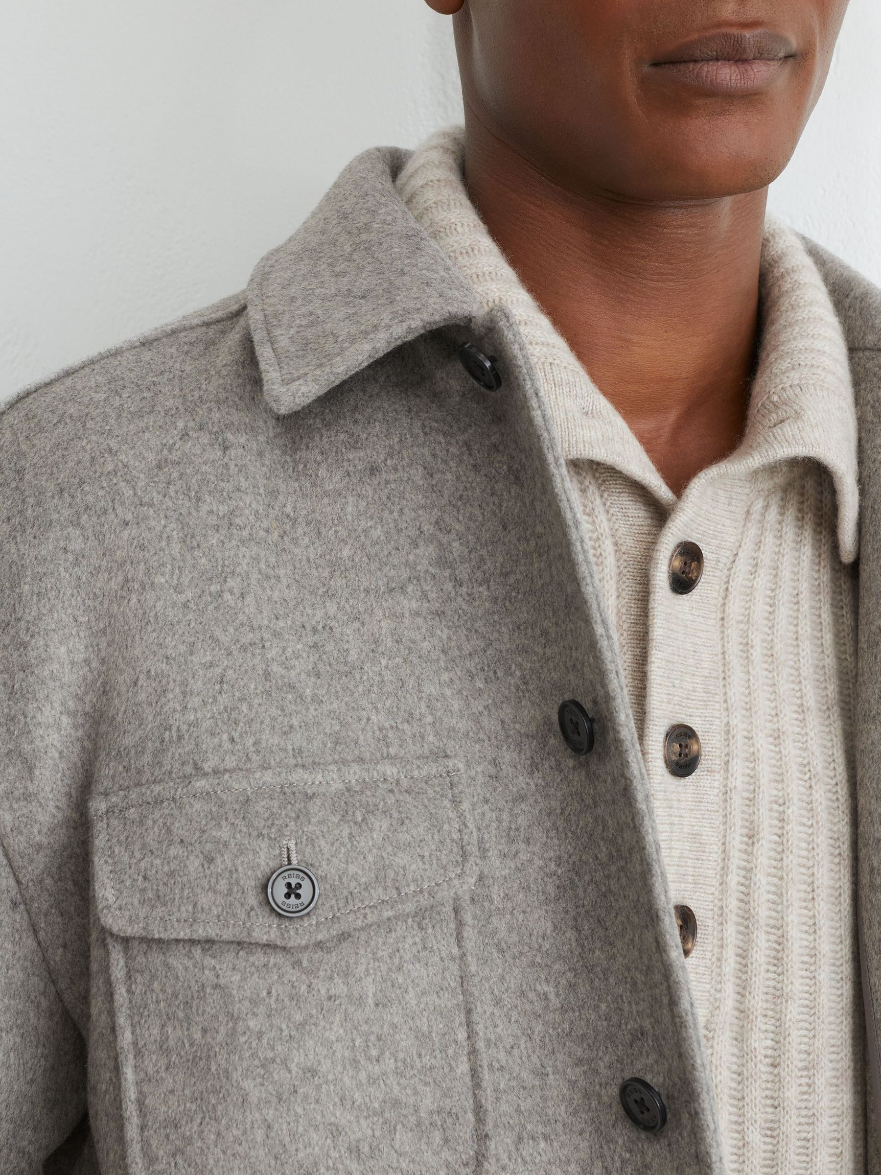 Wool-Blend Twin-Pocket Overshirt in Soft Grey - 第 4 張圖片（共 7 張）