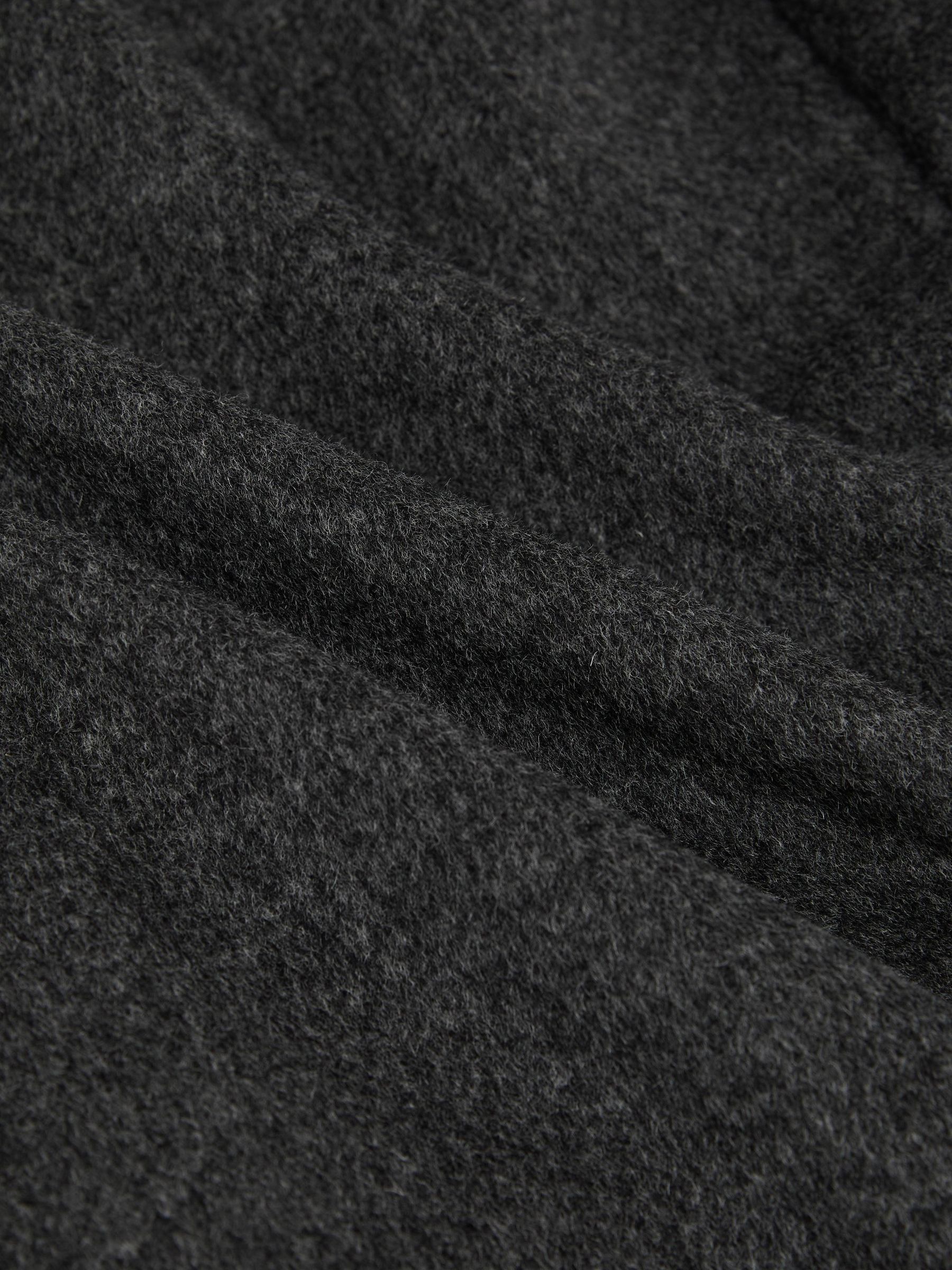 Classic Fit Wool-Blend Flannel Double-Breasted Blazer in Charcoal Grey - Image 8 de 8
