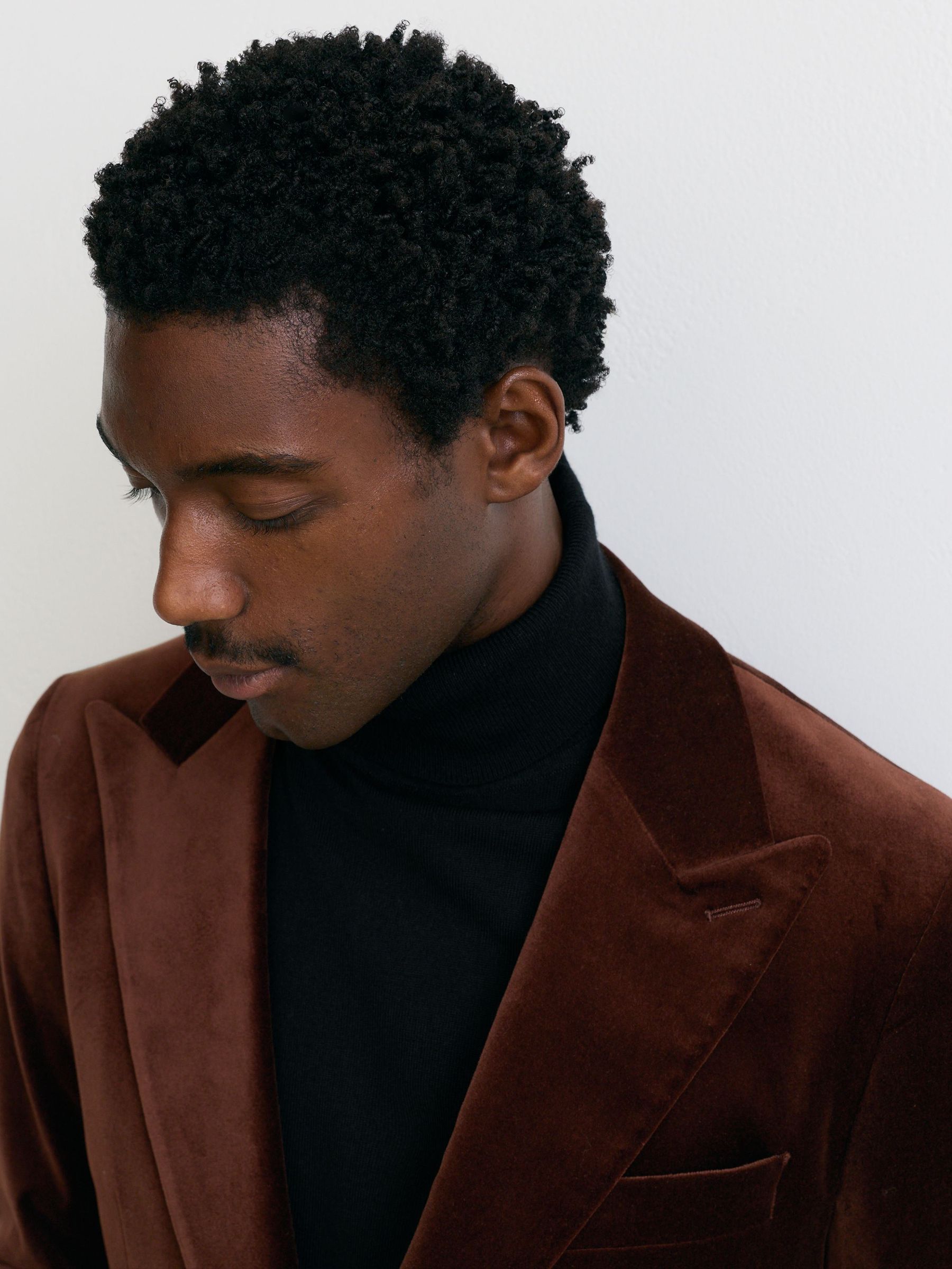 Velvet Single-Breasted Classic-Fit Blazer in Tobacco Brown - Image 4 of 9