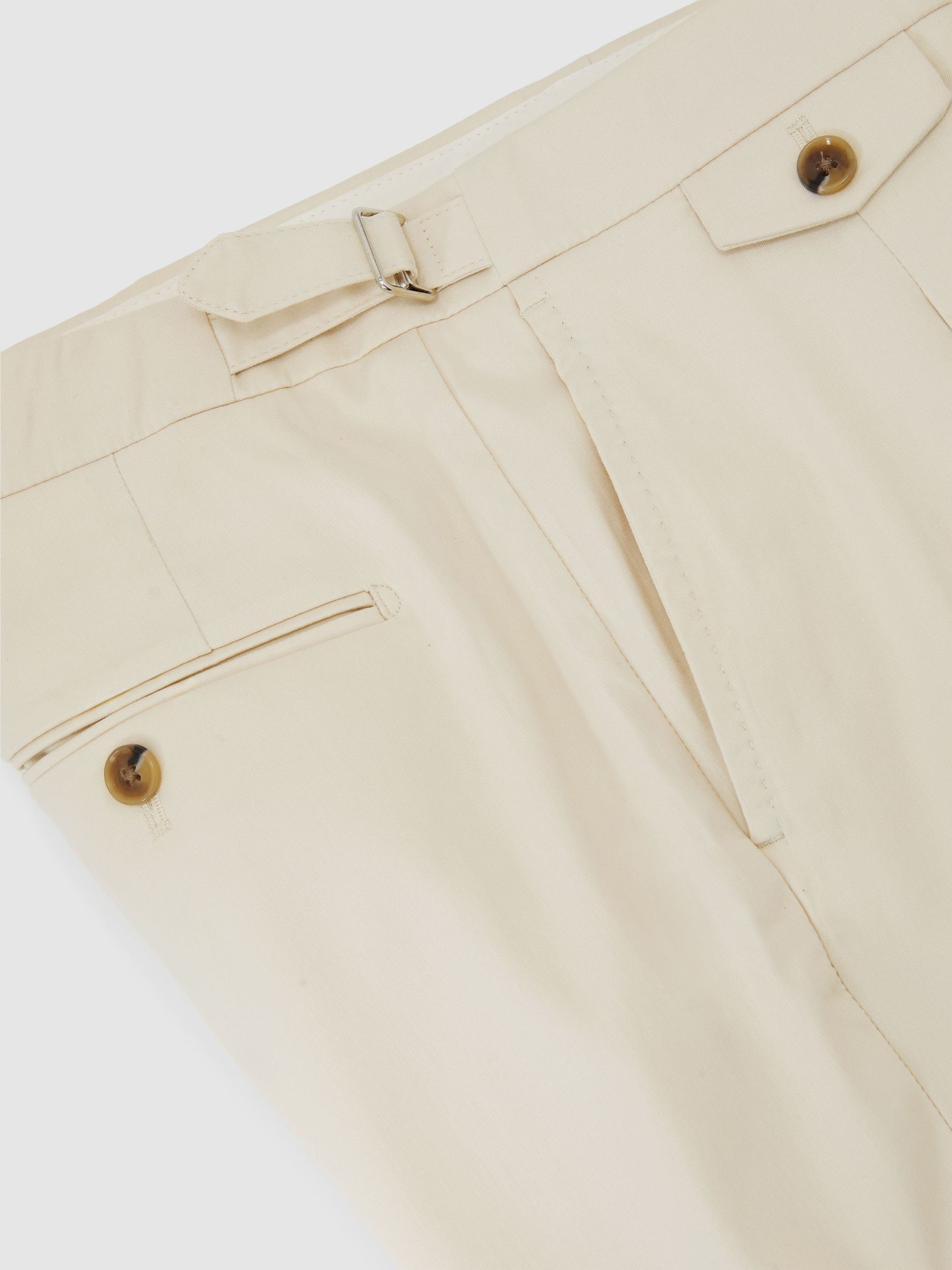 Tailored Hose aus Baumwollmischgewebe mit seitlicher Verstellung in der Farbe Stone - Bild 6 von 6