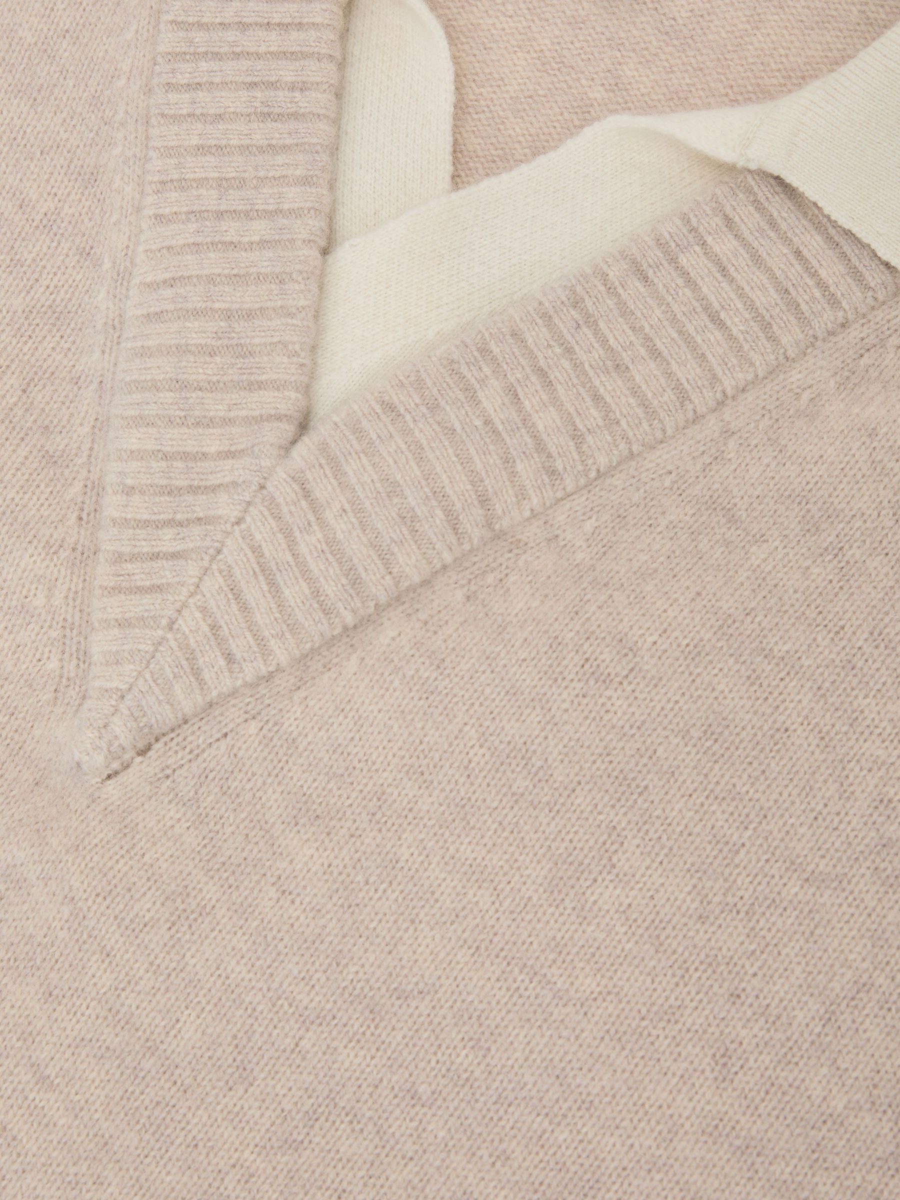 Wool V-Neck Contrast-Collar Jumper in Oatmeal - Image 6 of 6