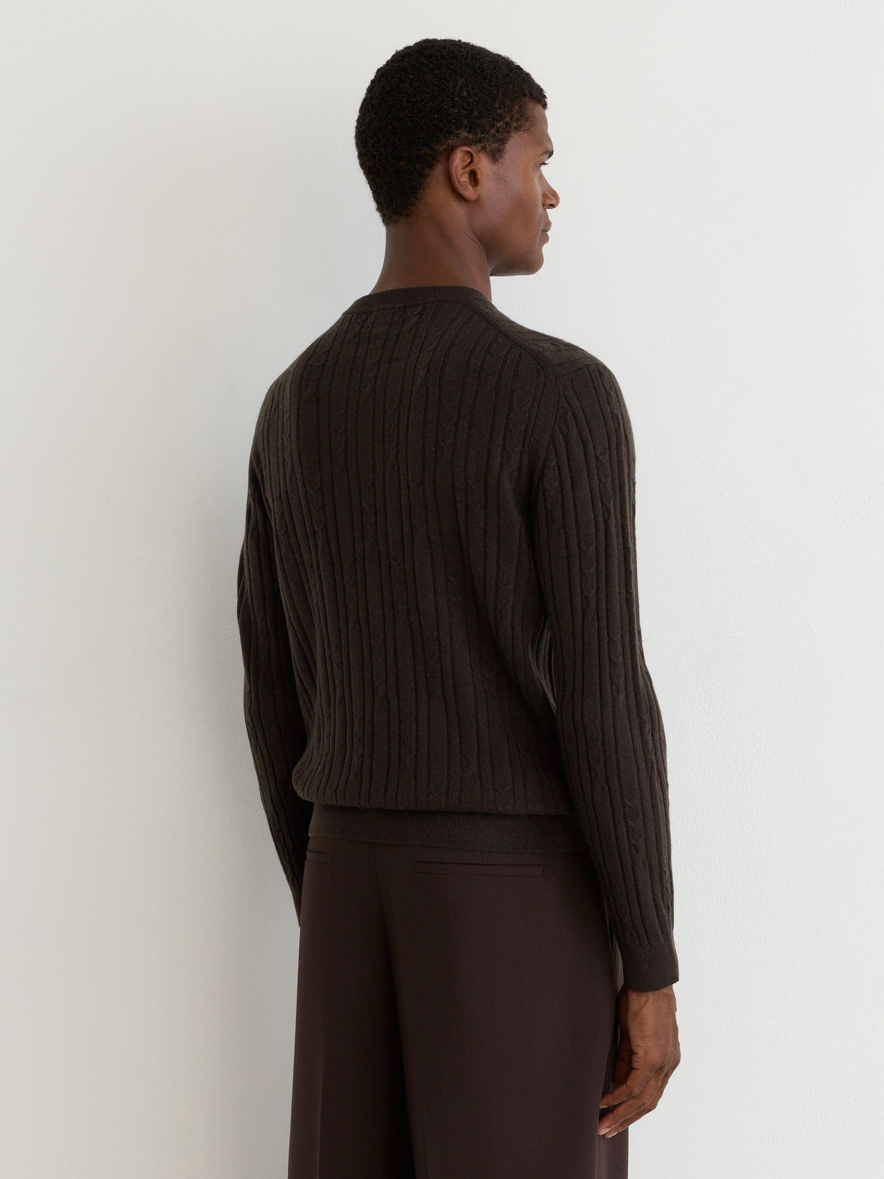 100% Cashmere Cable-Knit Crew-Neck Jumper in Chocolate Brown - Image 5 of 6