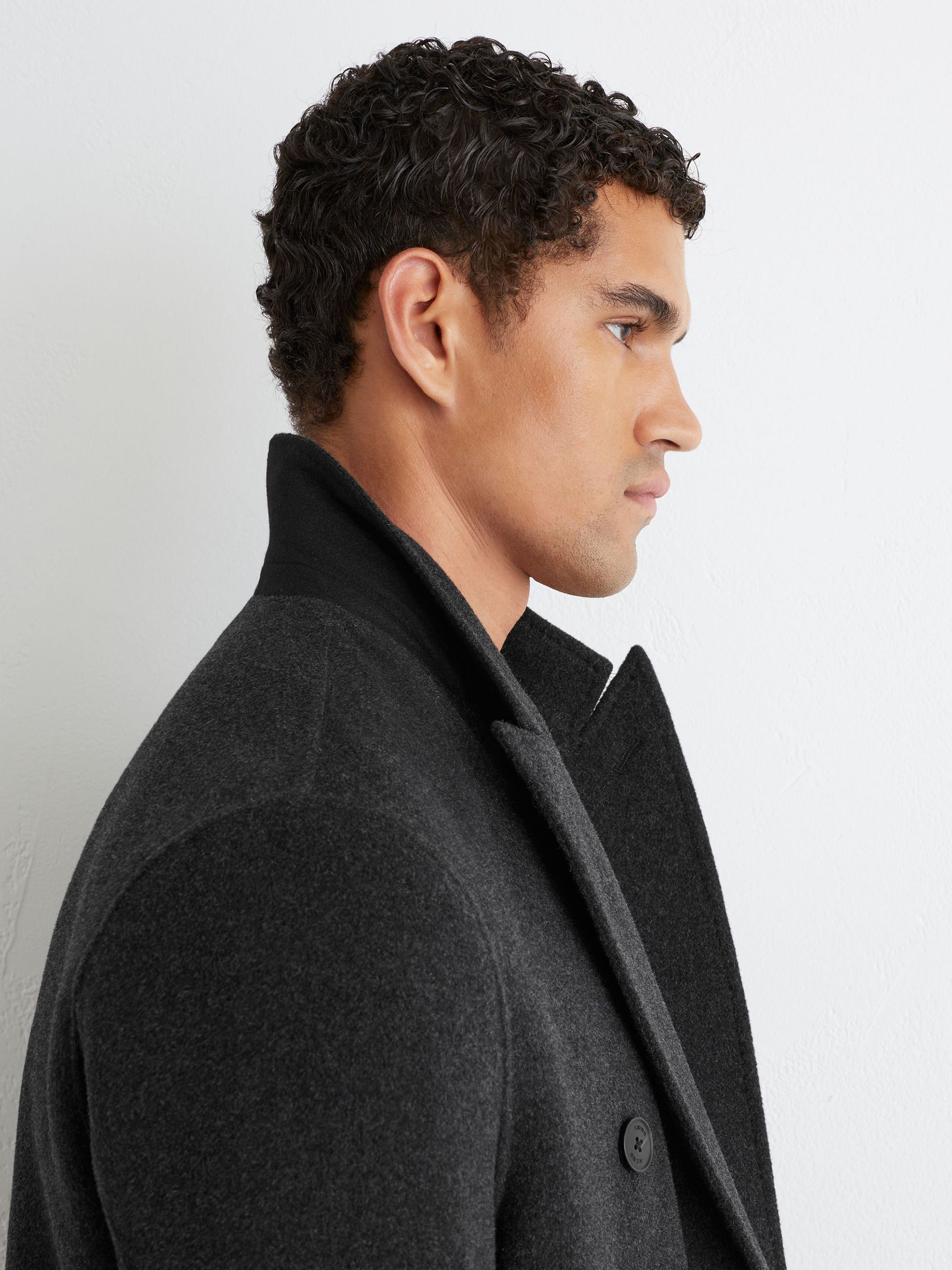 Wool-Blend Double-Breasted Epsom Overcoat in Charcoal Grey - صورة 4 من 8