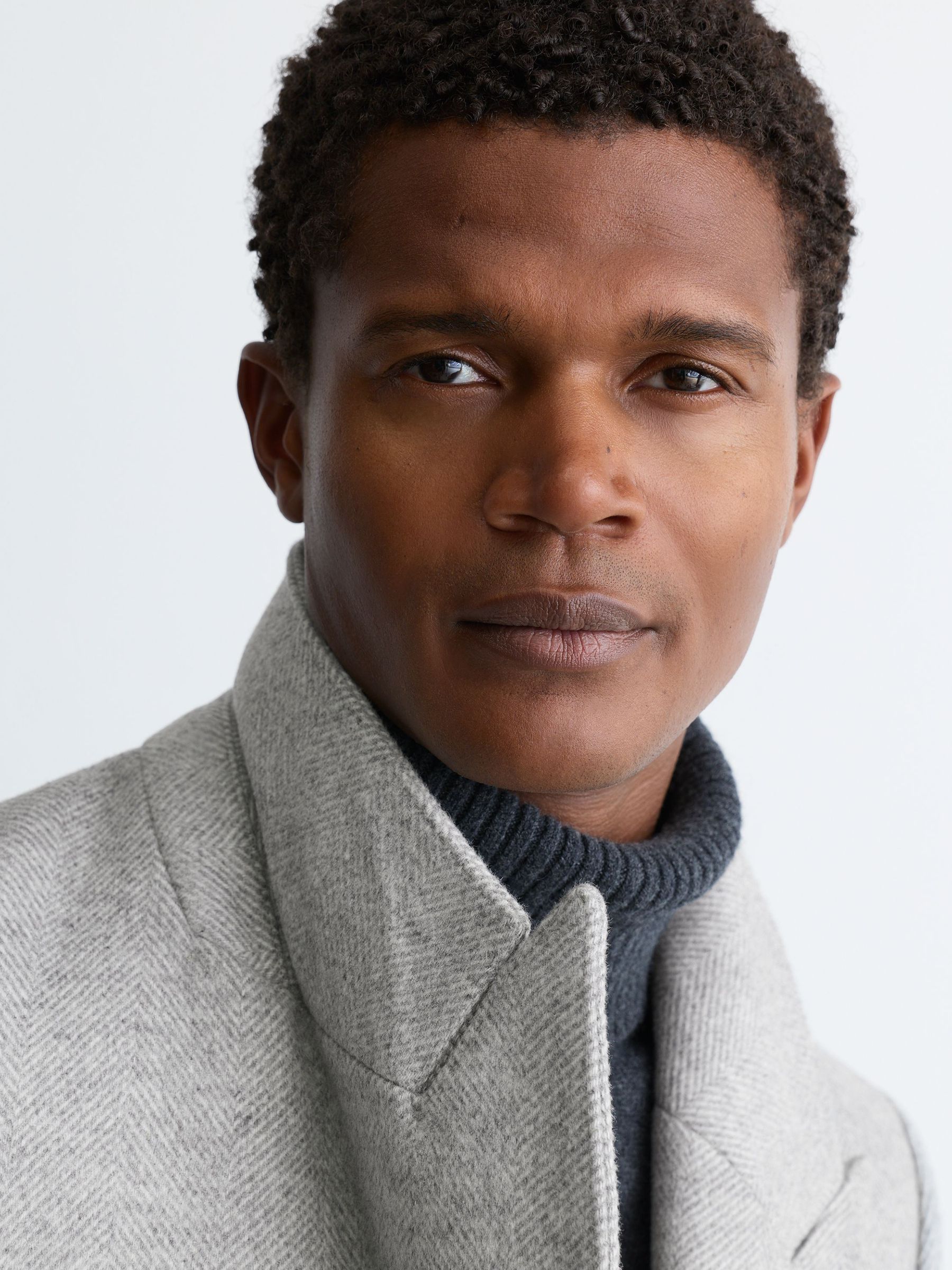 Wool-Blend Double-Breasted Overcoat in Soft Grey Herringbone - Image 3 of 7
