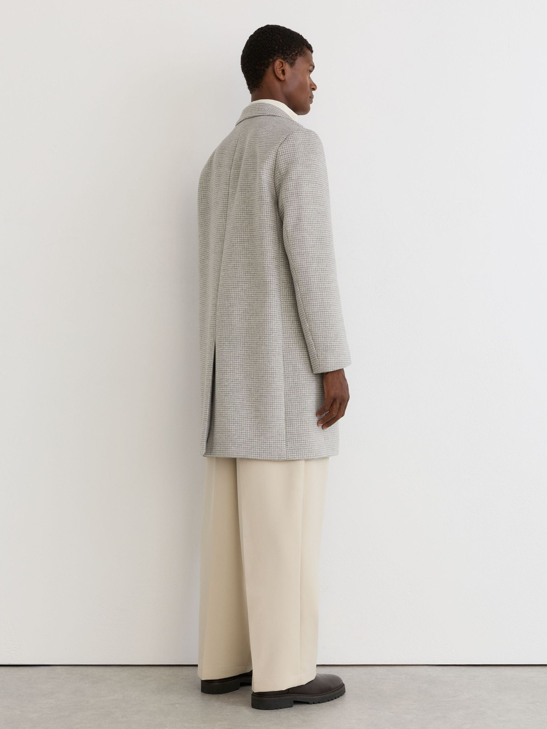 Wool-Blend Puppytooth Single-Breasted Overcoat in Soft Grey - Image 5 of 9