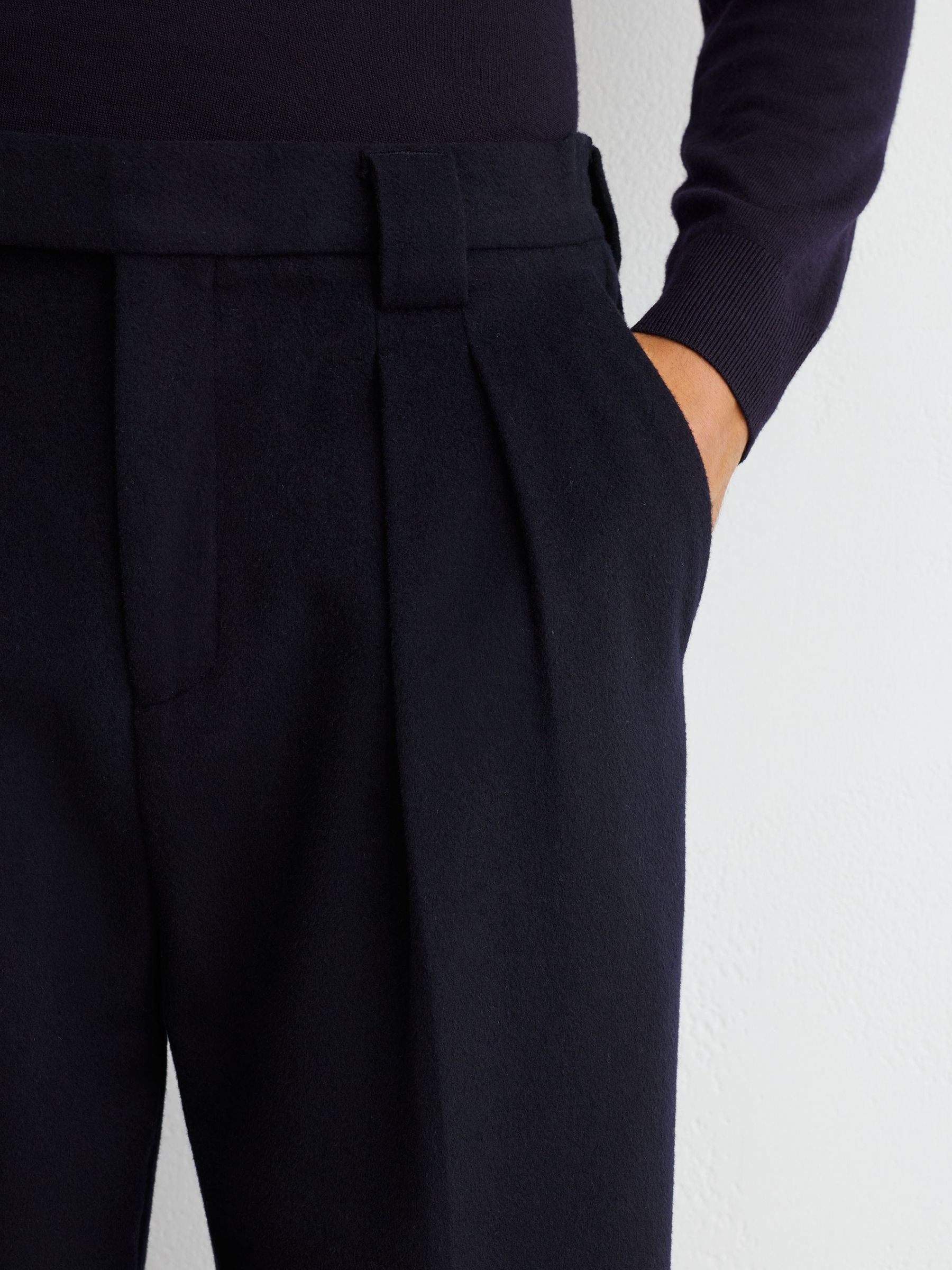 Pantalons plissé décontracté en flanelle de laine mélange bleu marine - Image 4 de 6