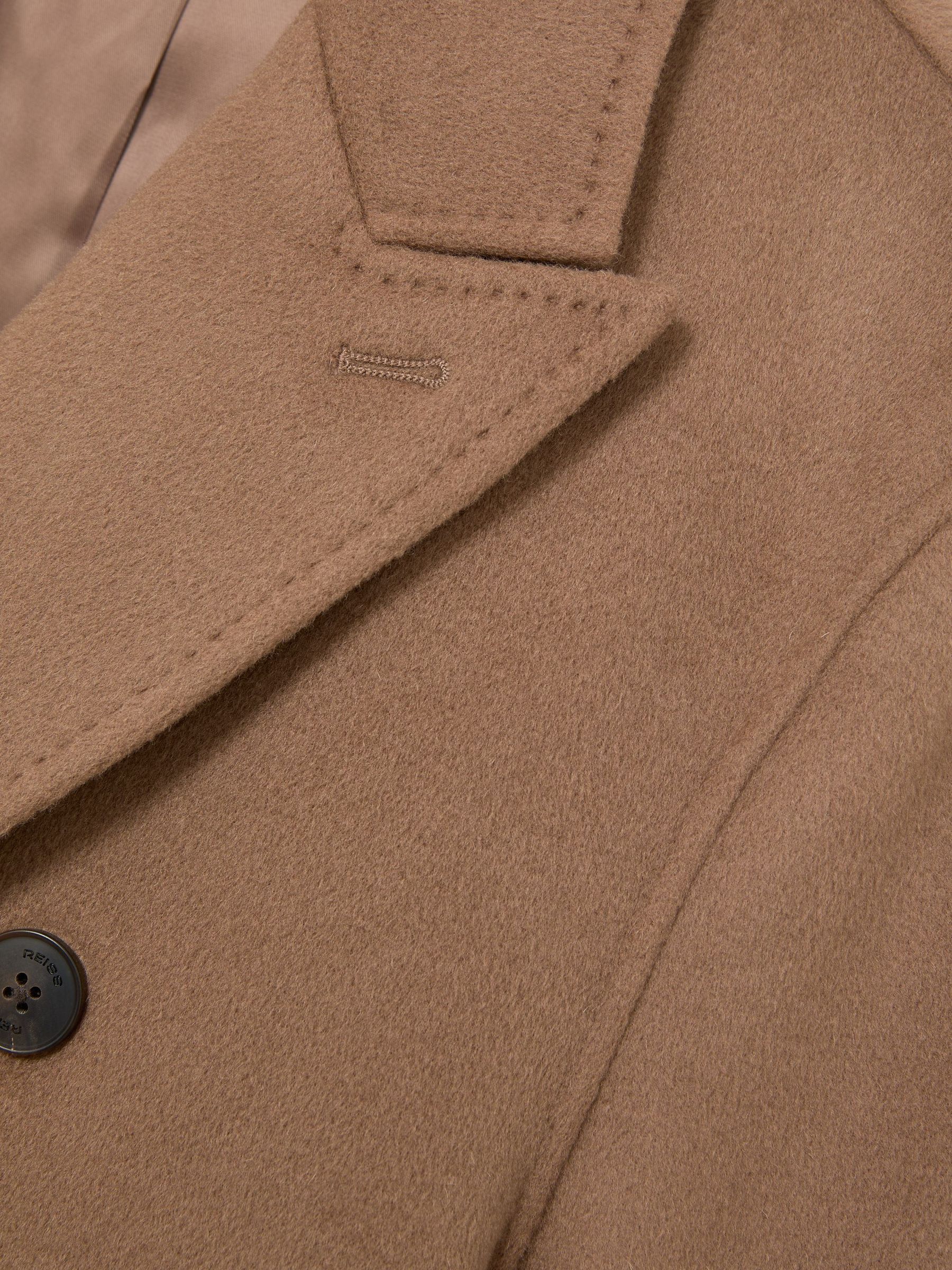 Wool-Blend Double-Breasted Epsom Overcoat in Camel Brown - صورة 8 من 8