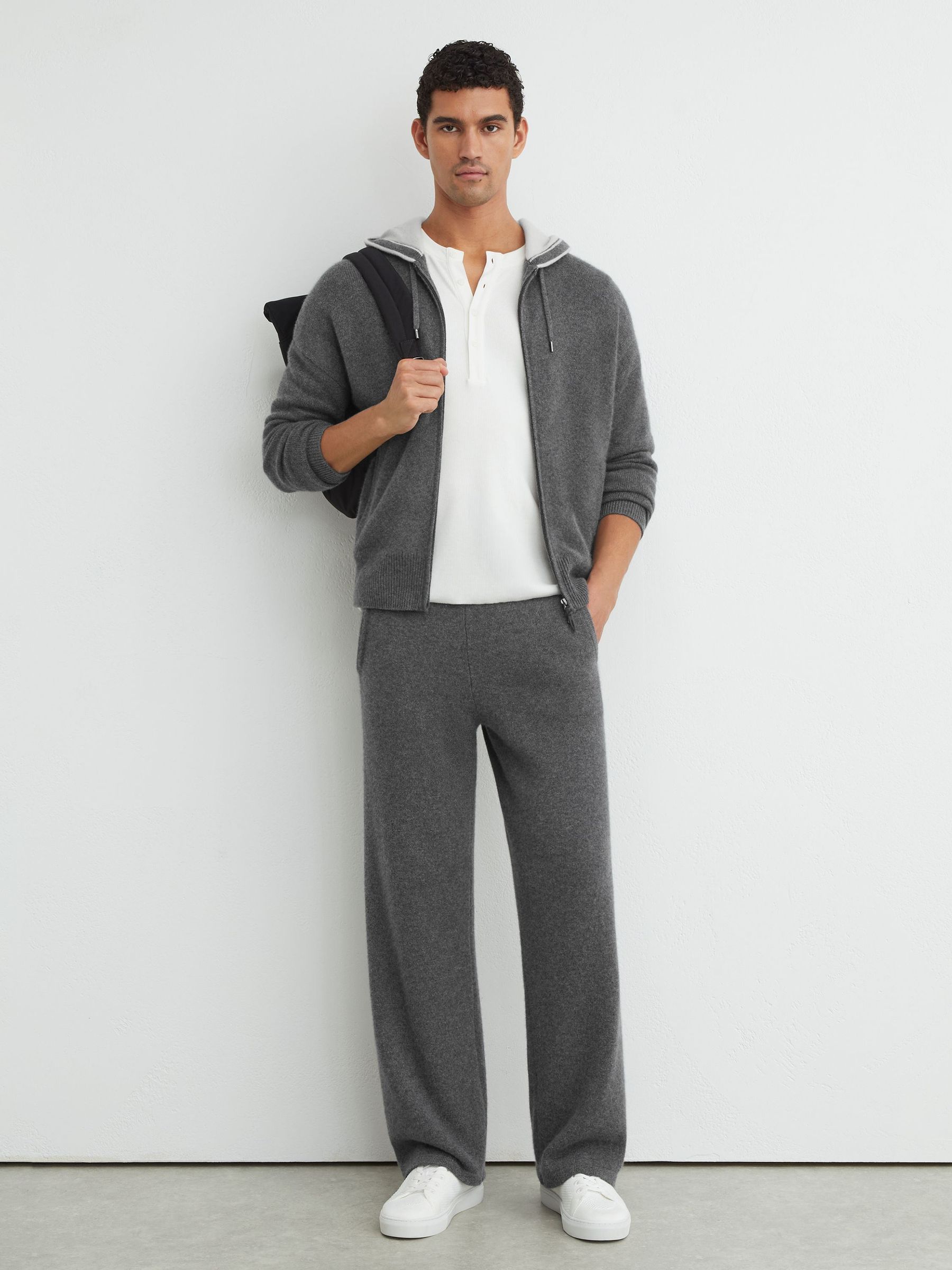 Cashmere-Blend Contrast-Hood Zipped Hoodie in Mid Grey Melange - Image 4 of 7