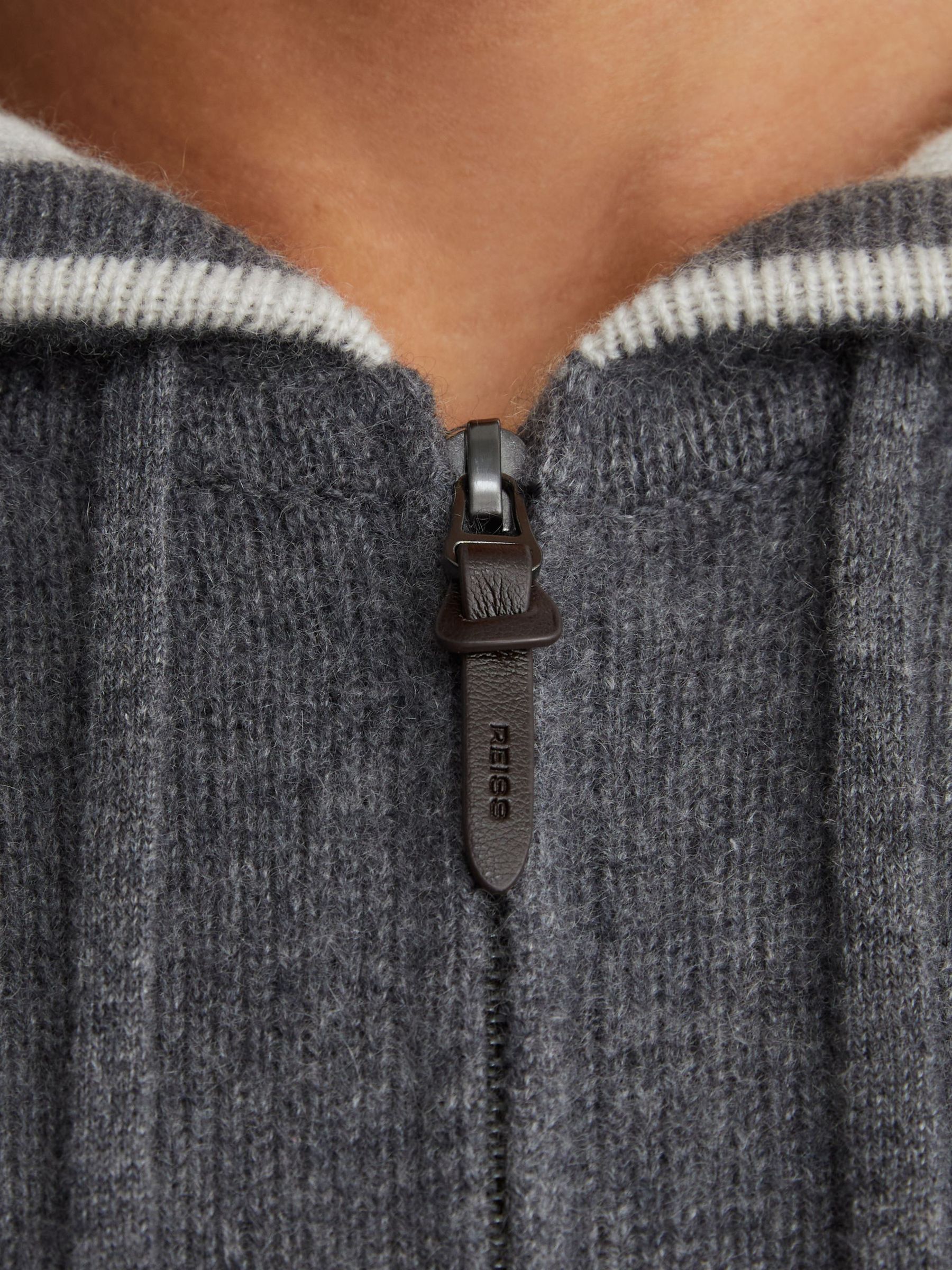 Cashmere-Blend Contrast-Hood Zipped Hoodie in Mid Grey Melange - Image 5 of 7