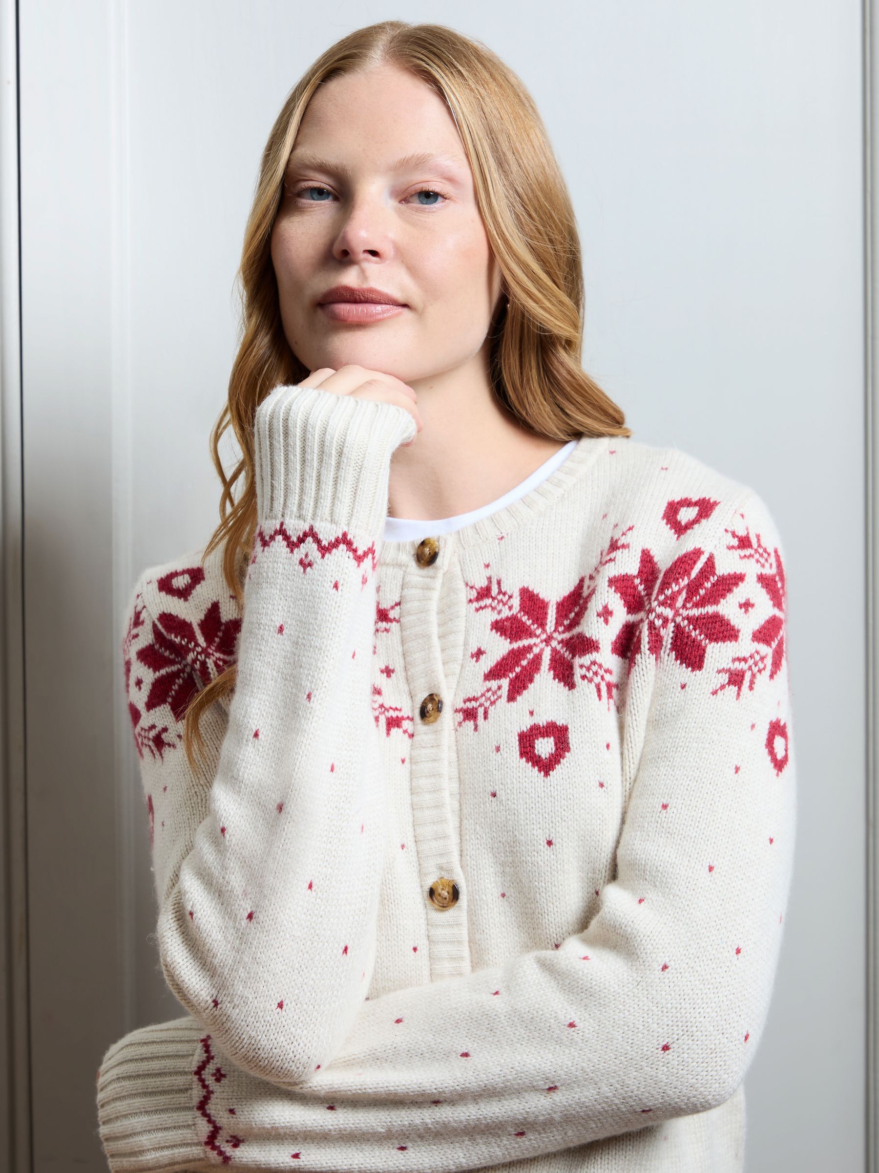 Cream Women's Snowflake And Heart Cardigan - Image 2 of 6