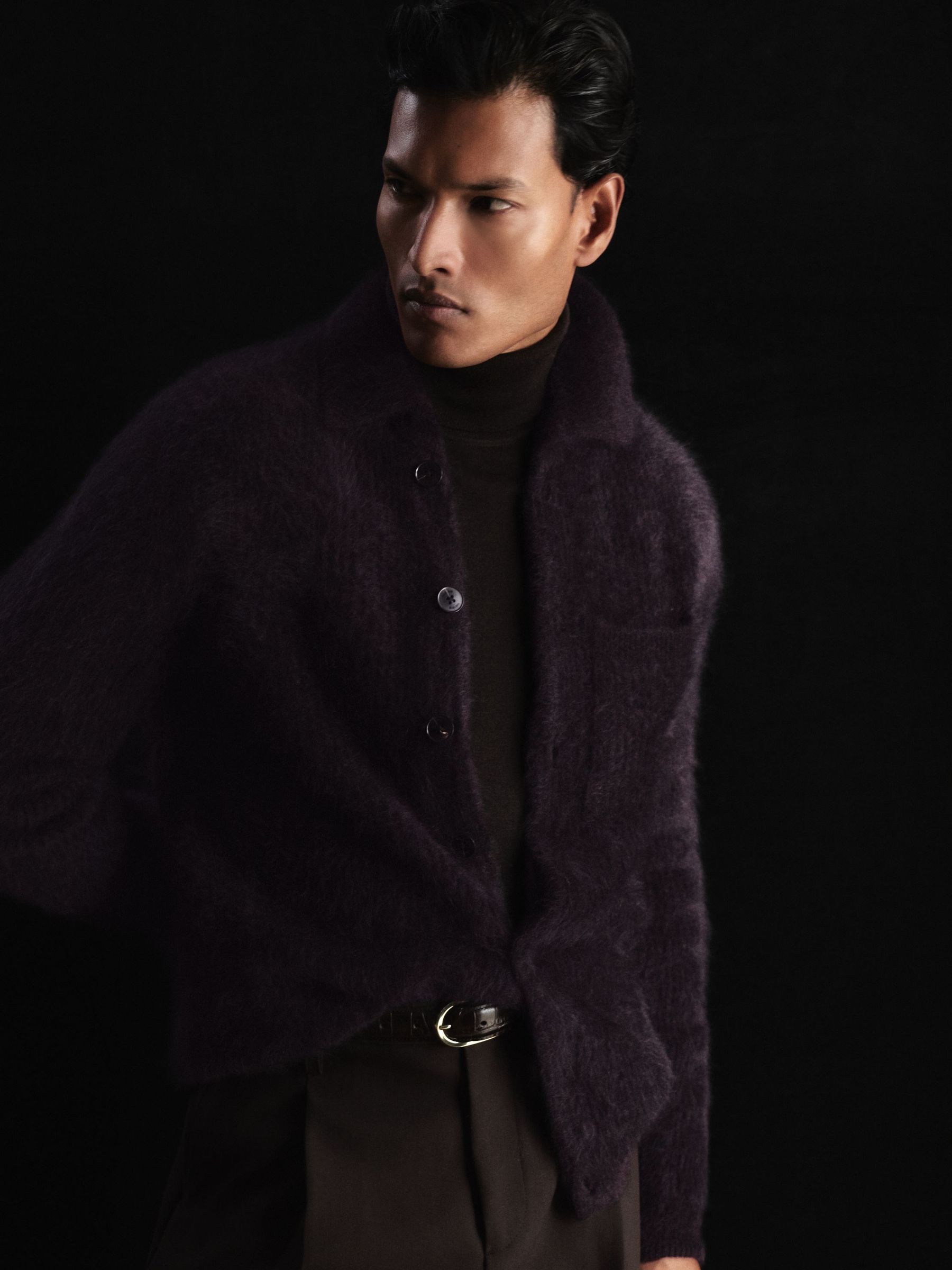 Atelier 100% Brushed Cashmere Overshirt in Bordeaux - Image 5 of 7