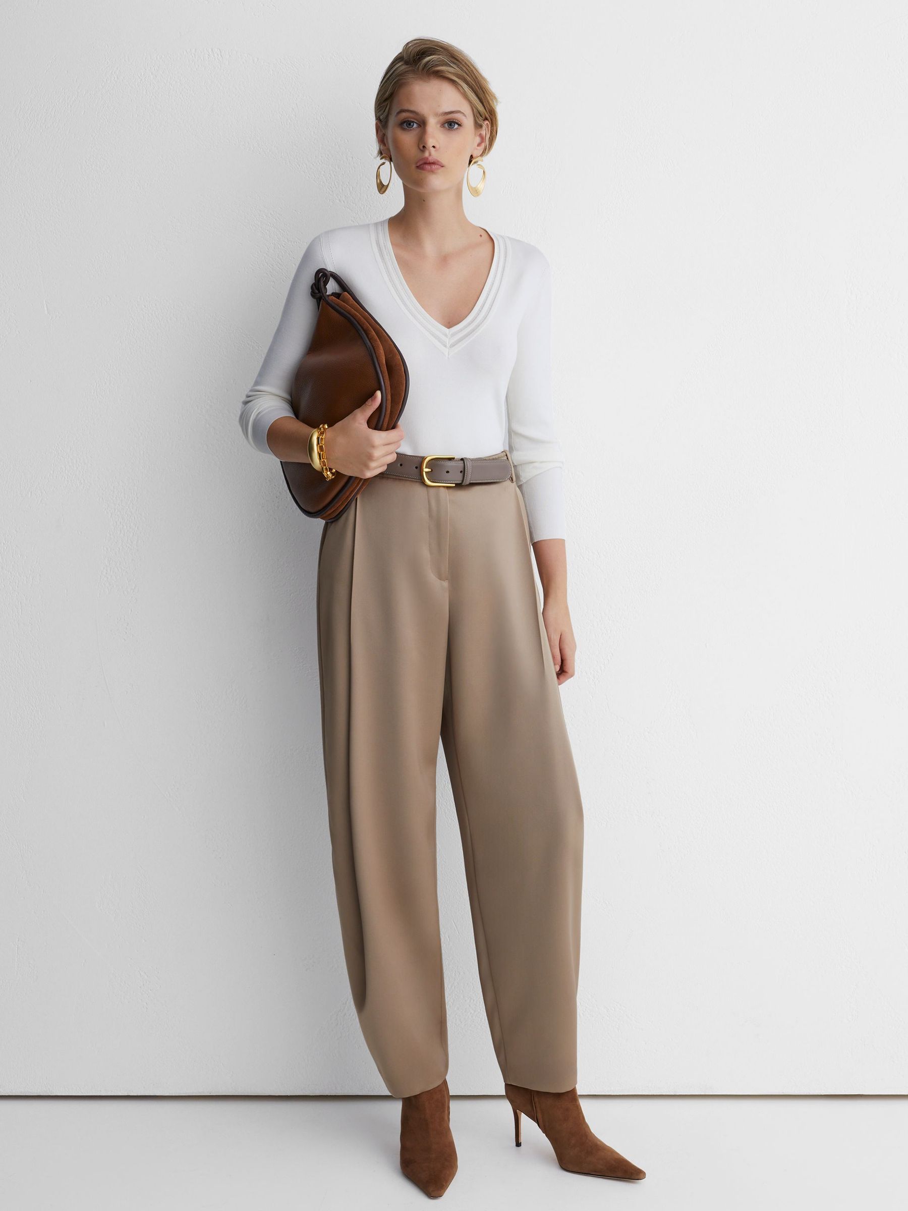 Atelier Silk-Blend Knit V-Neck Jumper in Ivory - Image 3 of 6