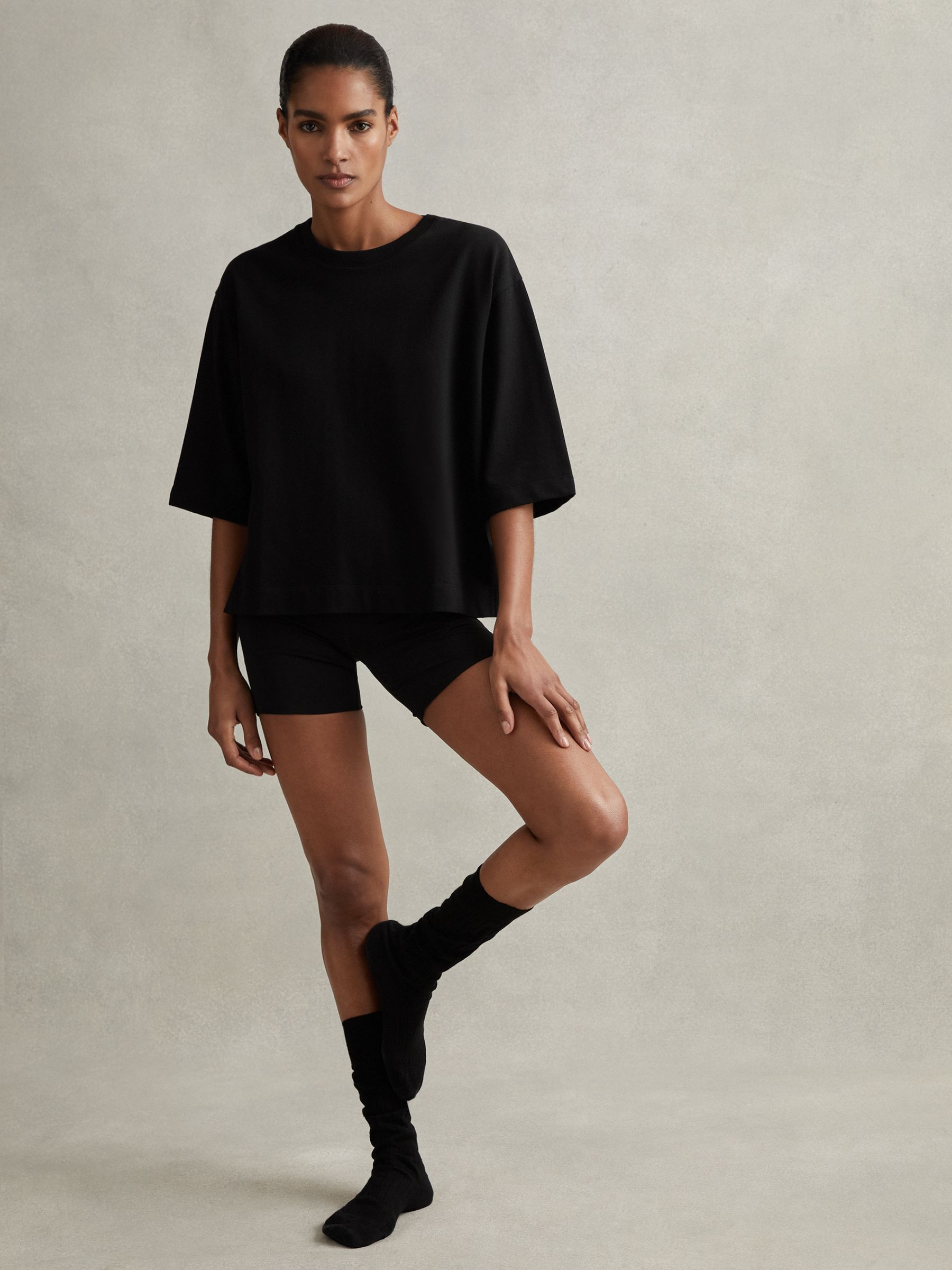 Oversized Cotton Crew Neck T-Shirt in Black - Image 3 of 4